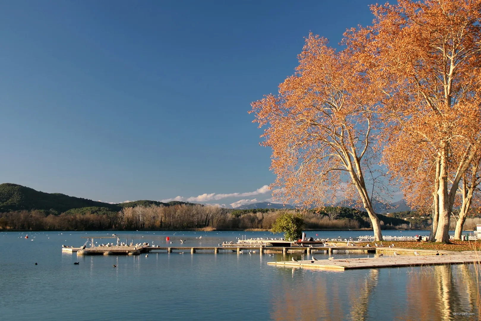 Banyoles (Girona, Spain) | Autor: Jorge Franganillo | Licencja: CC BY-SA 3.0 | Źródło: Wikimedia Commons