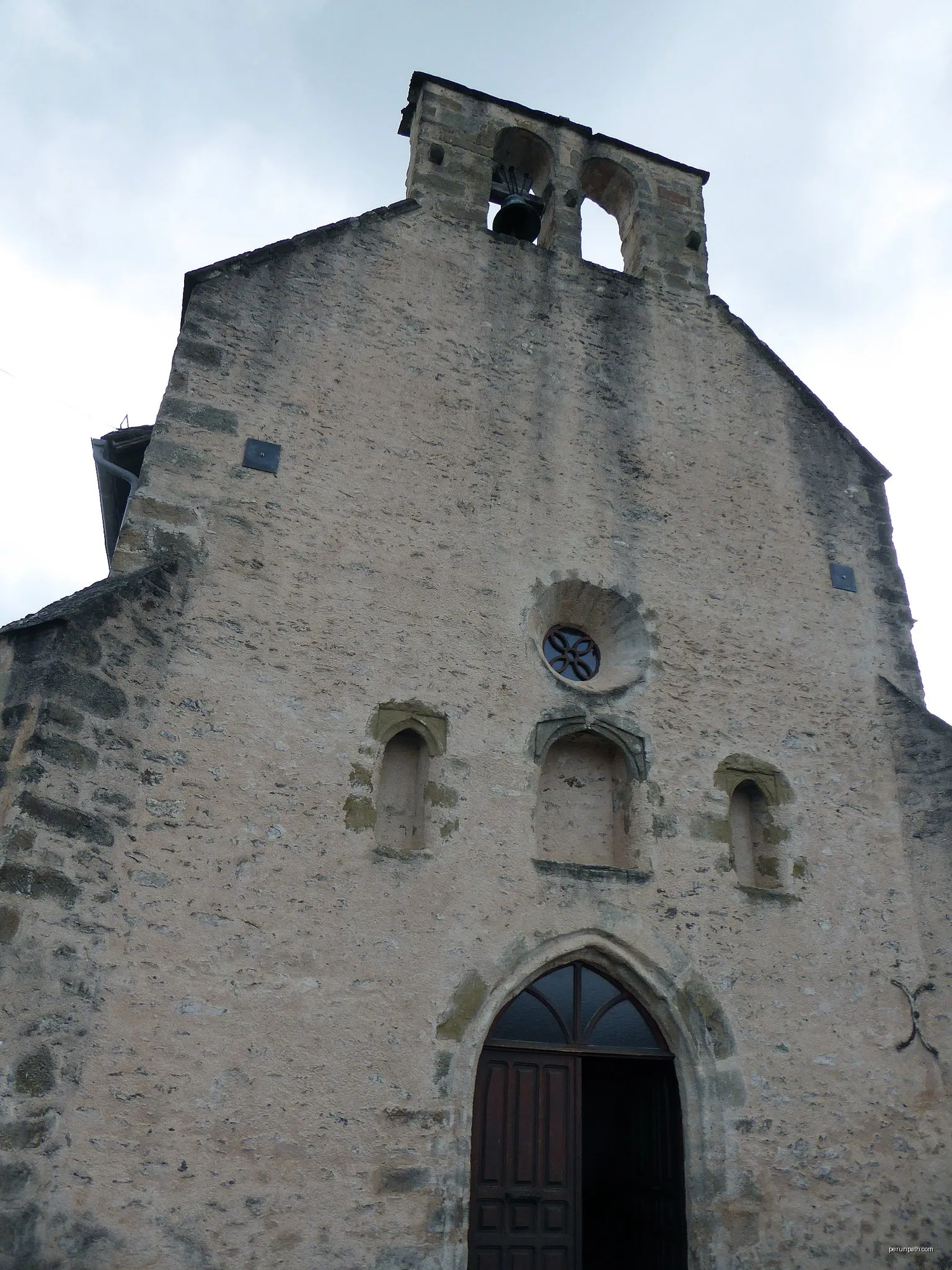 Hier, un village