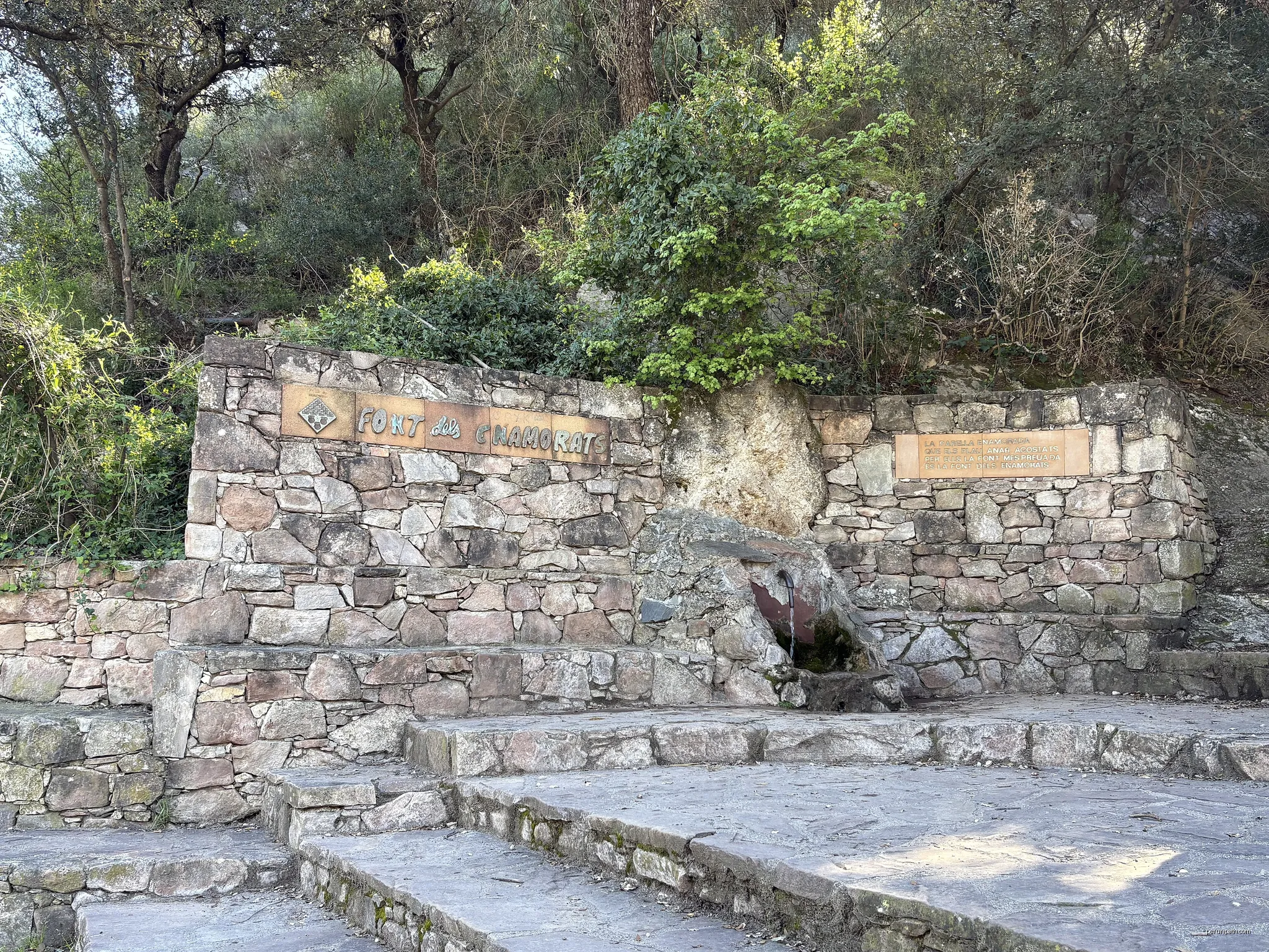 font dels Enamorats | Autor: Wikiwiki | Licencja: CC BY-SA 3.0 | Źródło: Wikimedia Commons