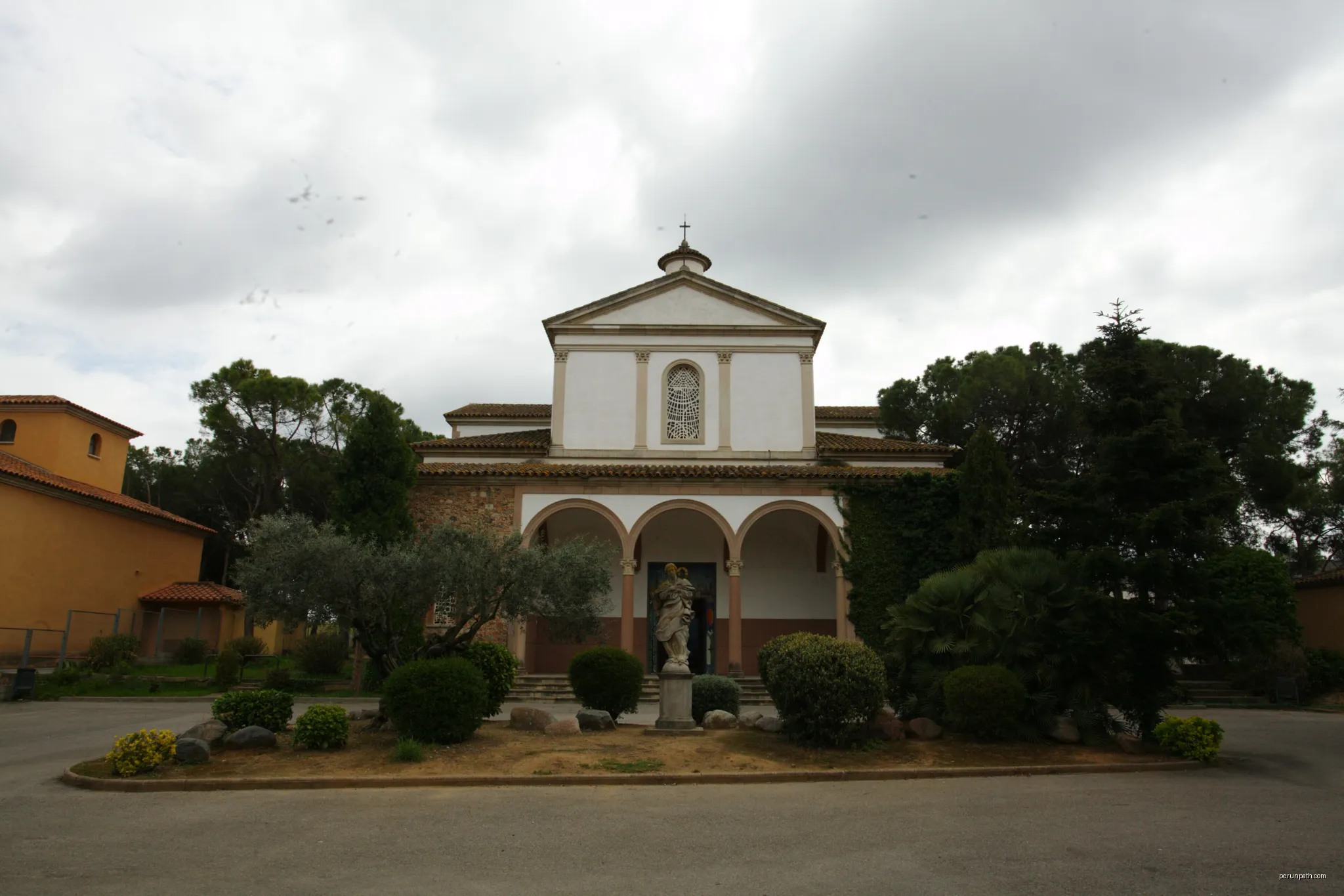 Església de Santa Eulàlia de Corró d'Avall (les Franqueses del Vallès) | Autor: amador (talk) | Licencja: CC BY-SA 3.0 | Źródło: Wikimedia Commons