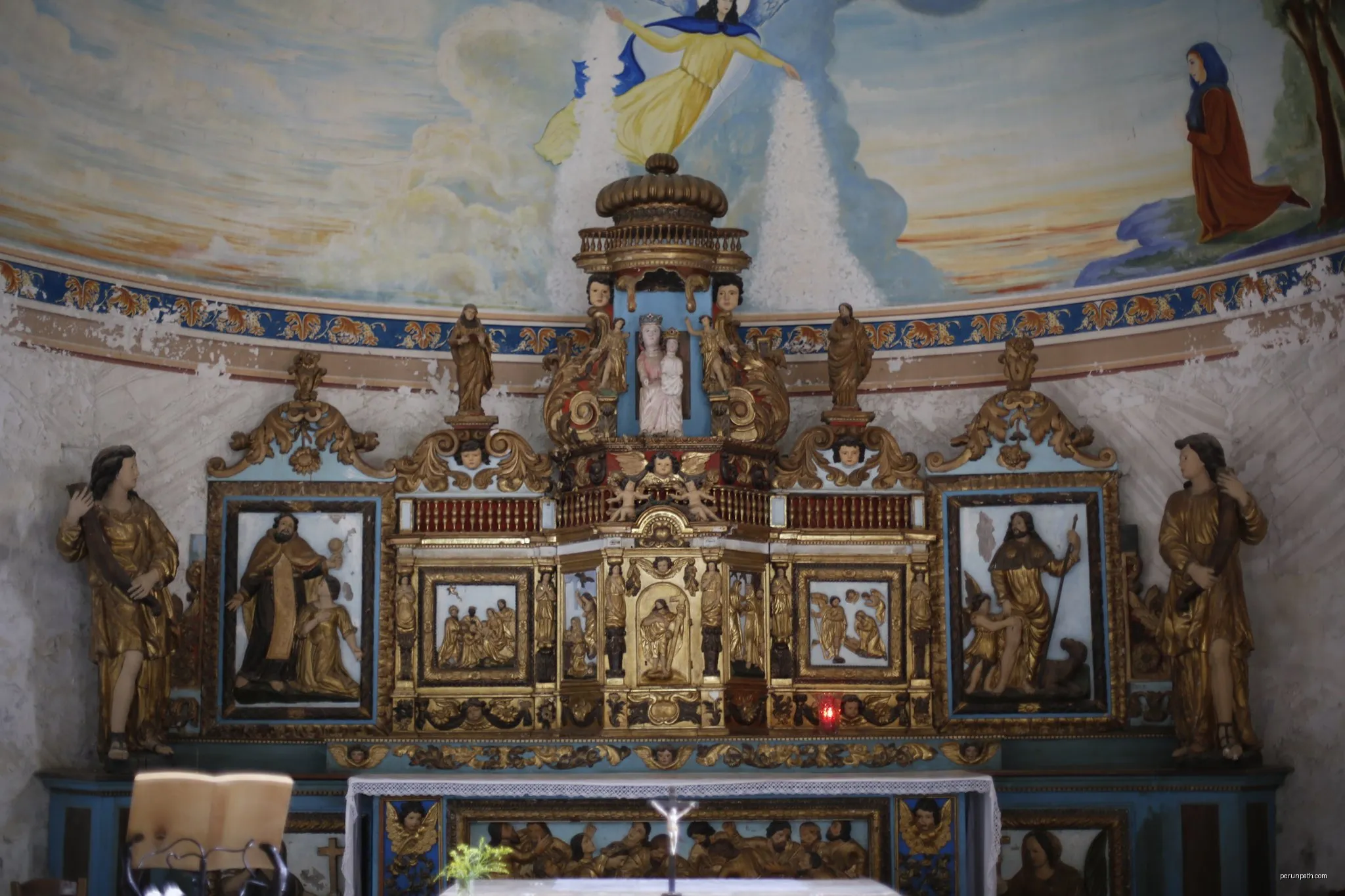 Le chemin de Notre-Dame des Neiges