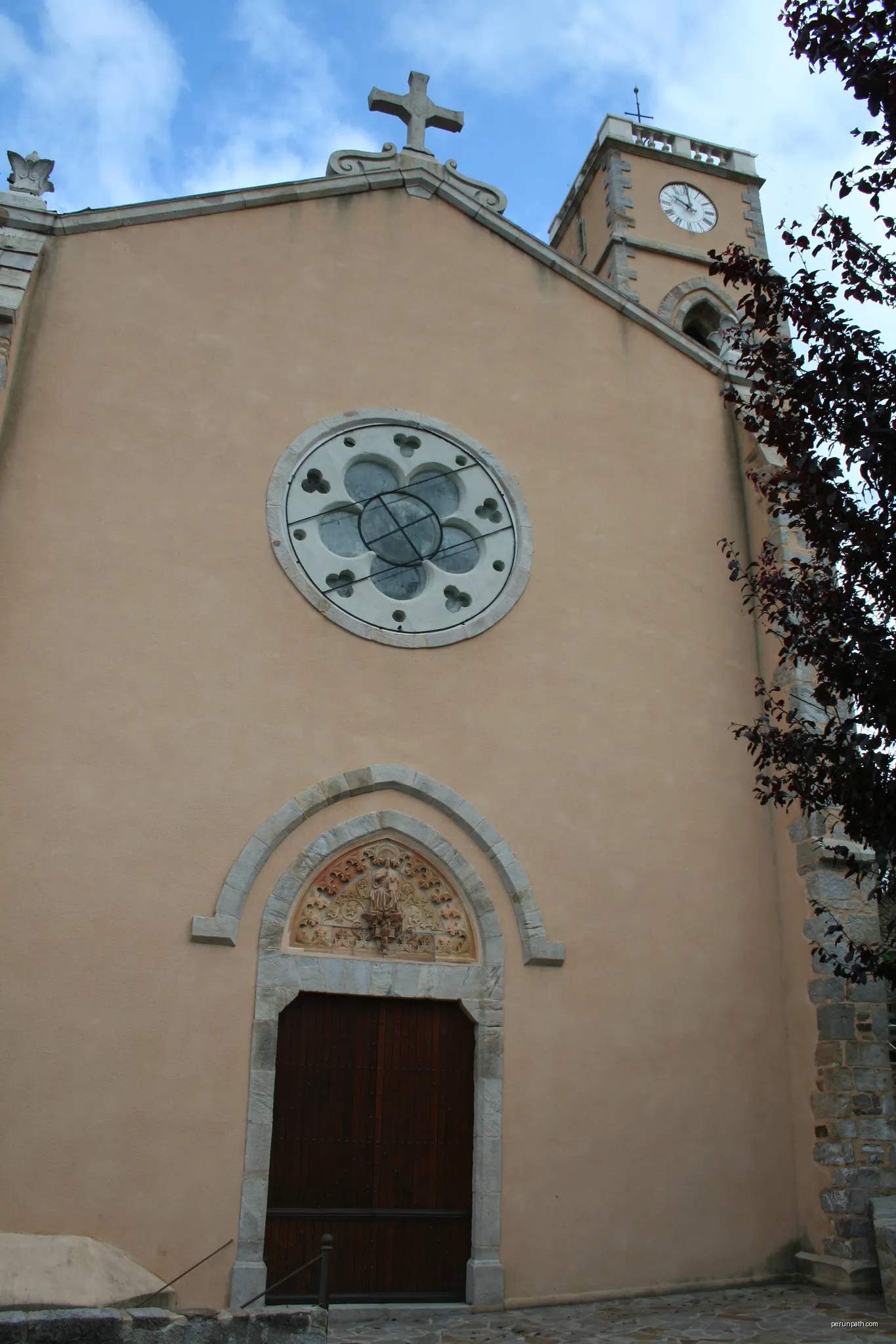 Graissessac (Hérault) - church Saint-Sauveur. | Autor: Fagairolles 34 | Licencja: CC BY-SA 4.0 | Źródło: Wikimedia Commons