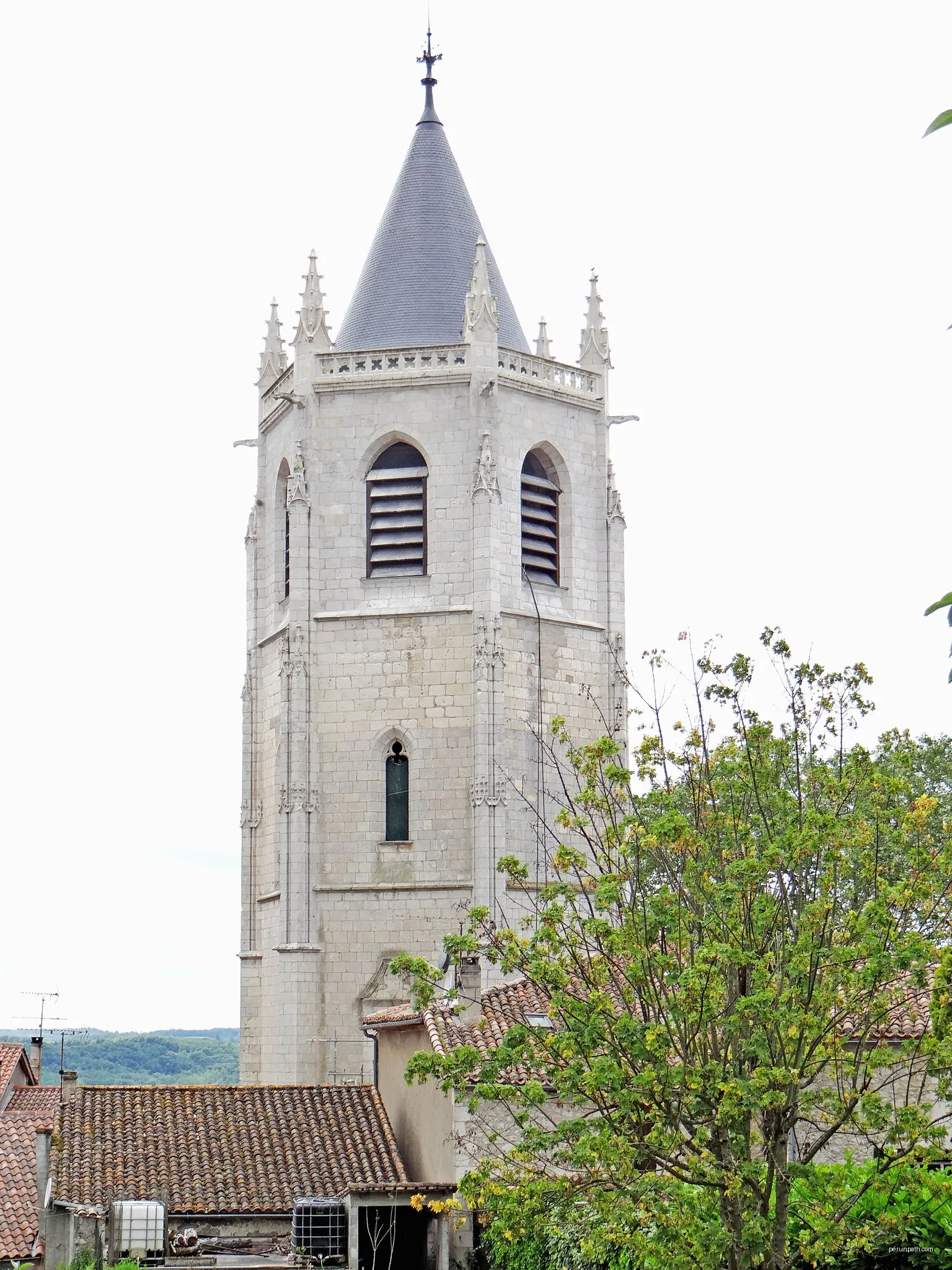 Hautefage - la tour, la balade de la Malausie - 4.9km