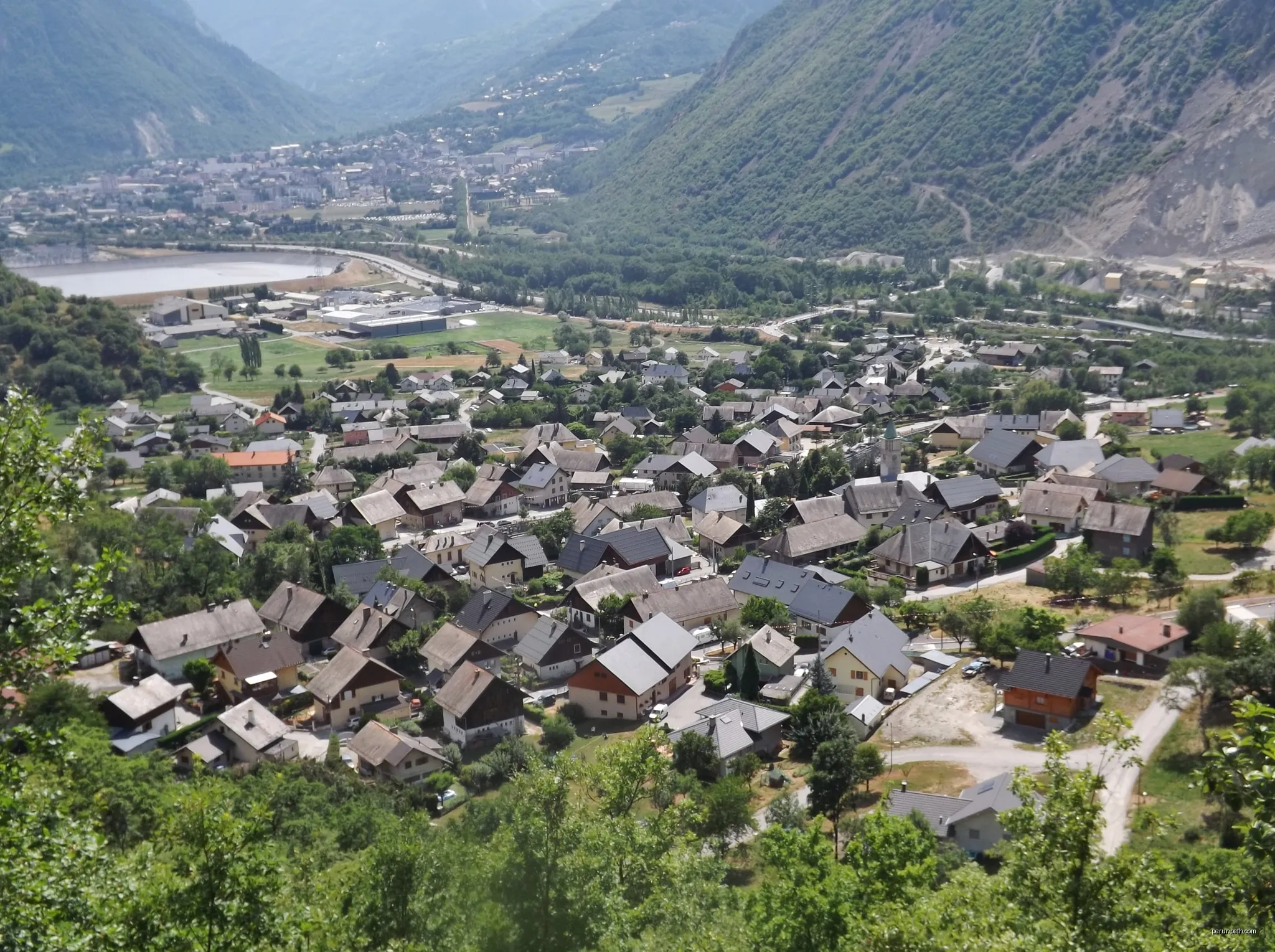 S06 - Du Châtel au col de la Baisse via Montberanger