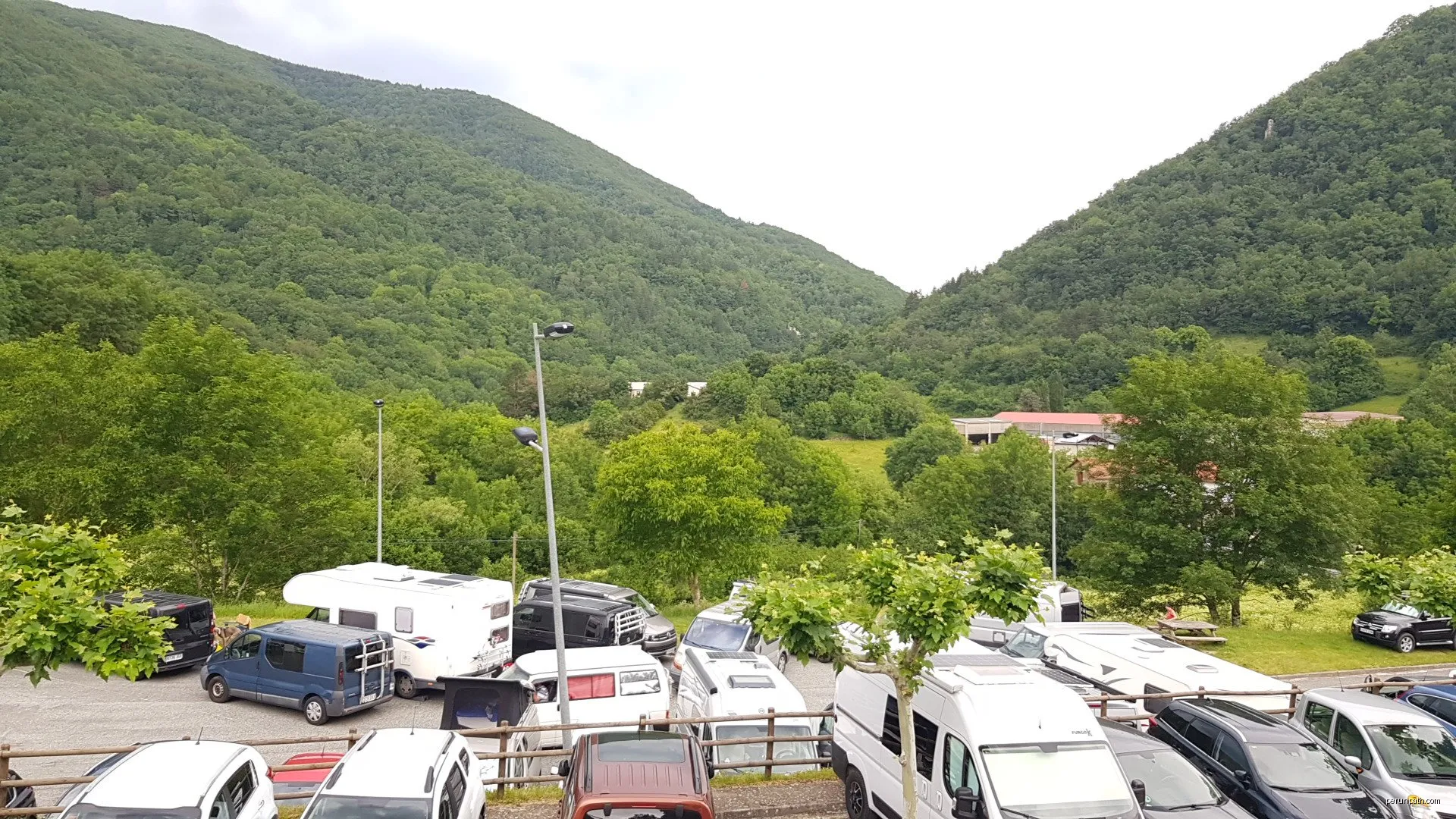 E2. Errege bidea: Izaba - Belaguako aterpea