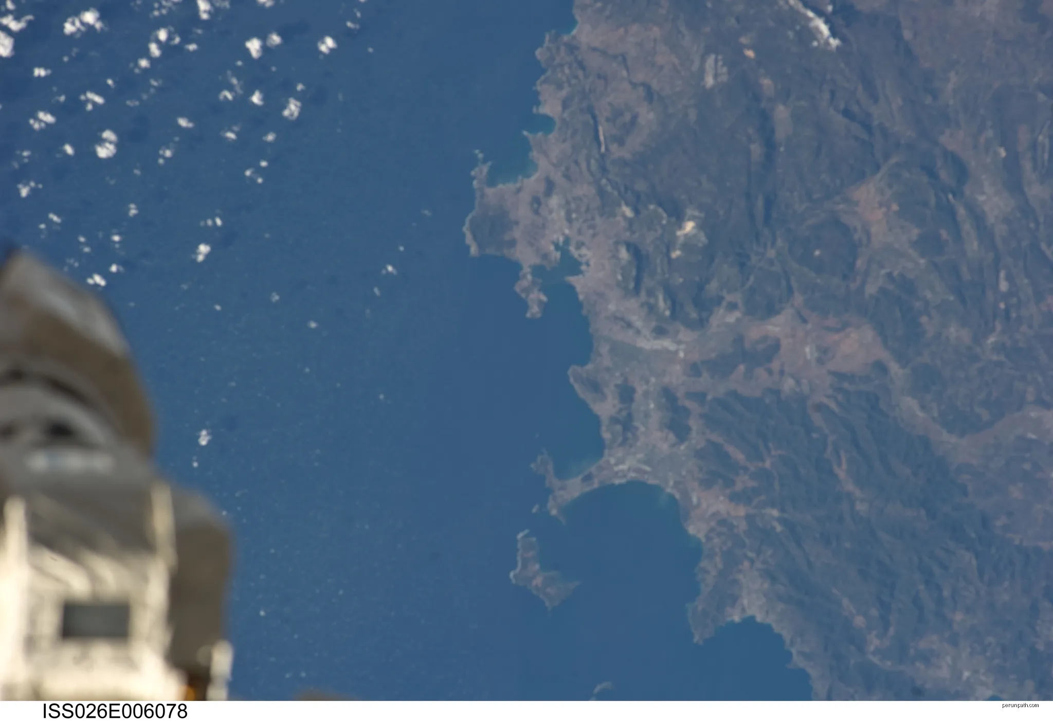 View of France taken during ISS Expedition 26. | Autor: Earth Science and Remote Sensing Unit, Lyndon B. Johnson Space Center | Licencja: Public domain | Źródło: Wikimedia Commons