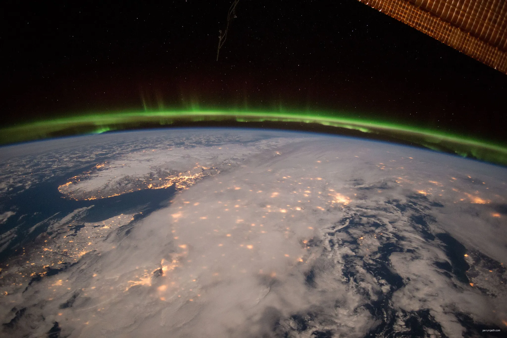 View of Earth taken during ISS Expedition 42. | Autor: Earth Science and Remote Sensing Unit, Lyndon B. Johnson Space Center | Licencja: Public domain | Źródło: Wikimedia Commons