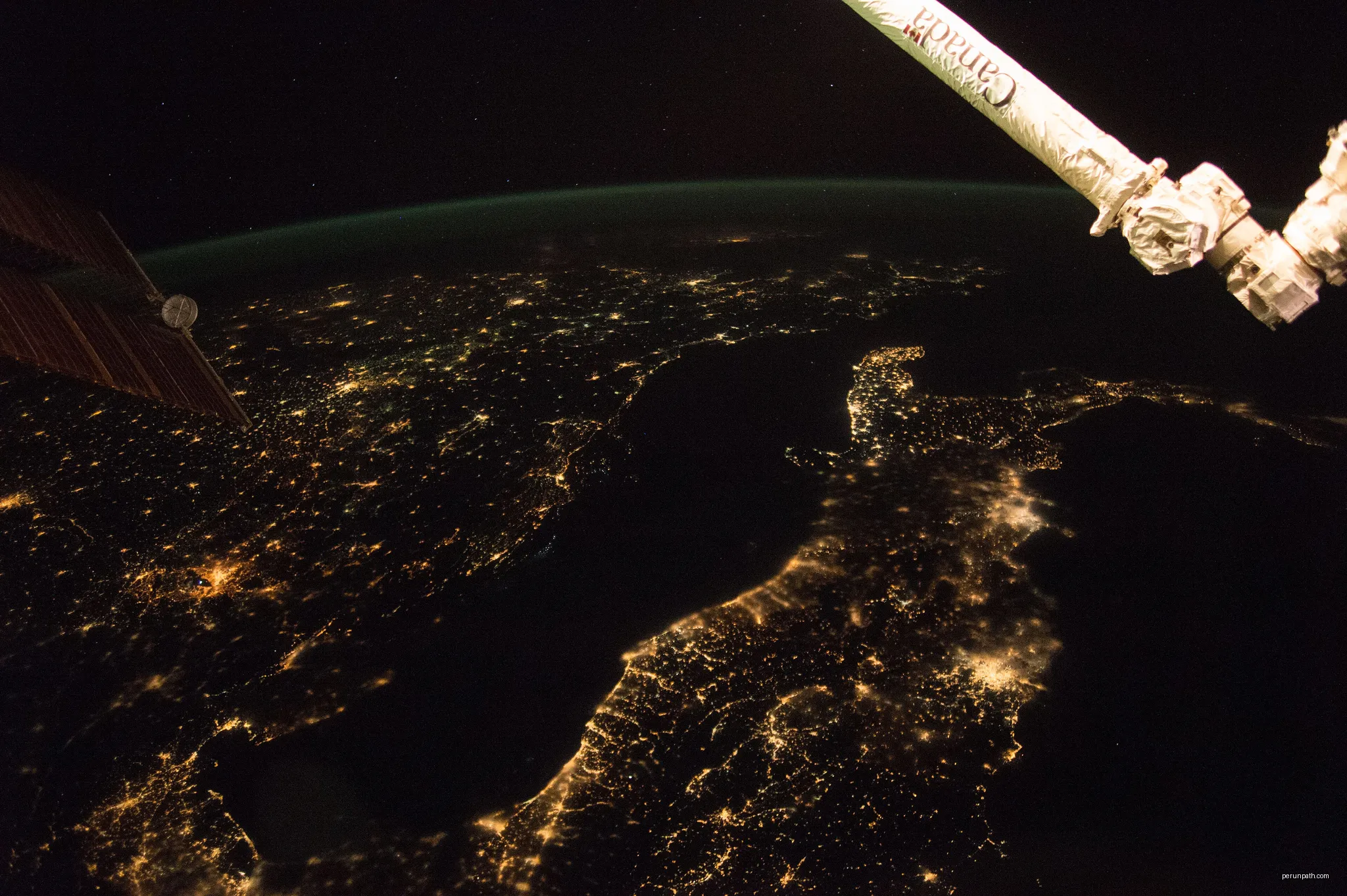 View of Earth taken during ISS Expedition 42. | Autor: Earth Science and Remote Sensing Unit, Lyndon B. Johnson Space Center | Licencja: Public domain | Źródło: Wikimedia Commons
