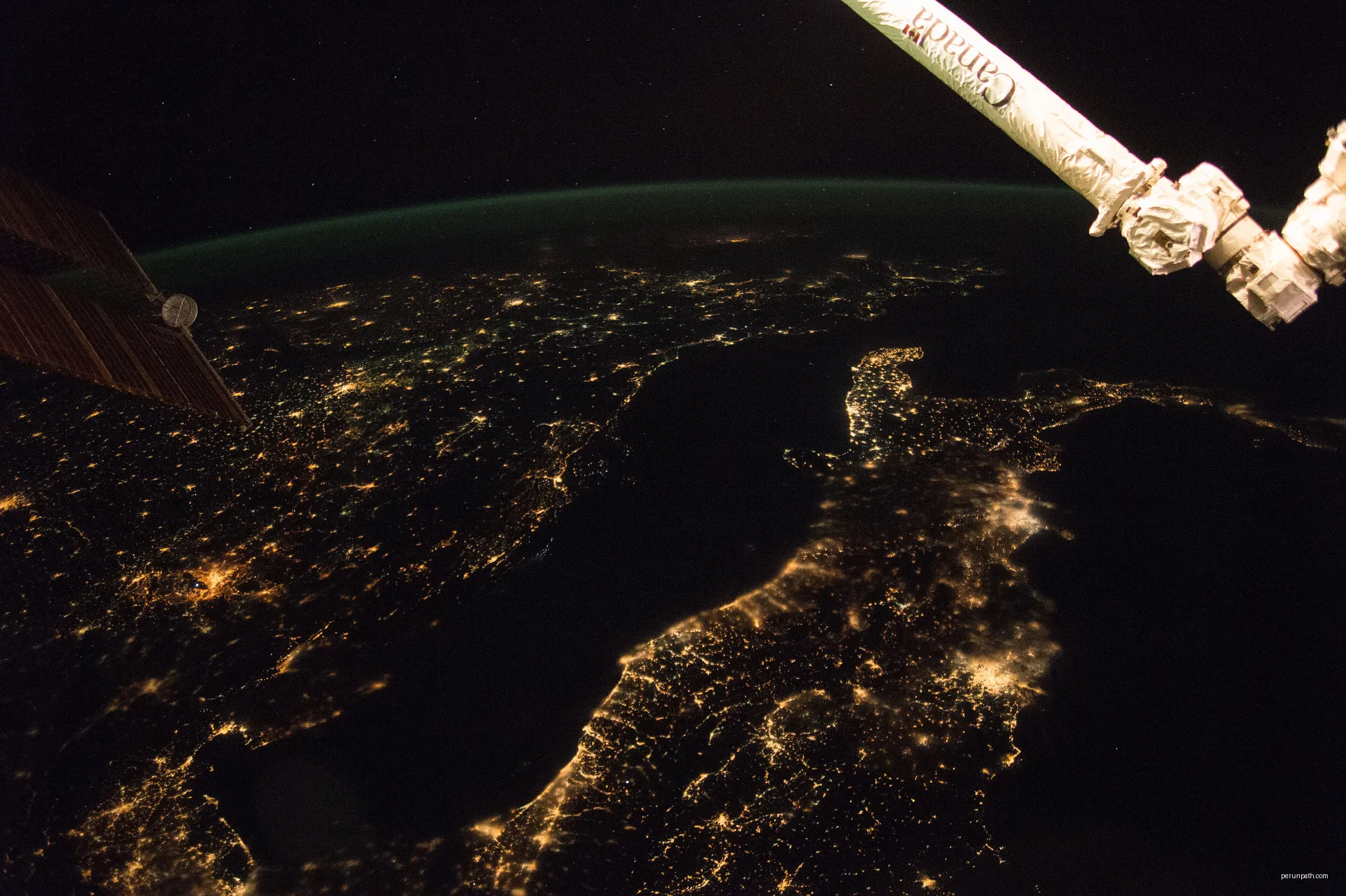 View of Earth taken during ISS Expedition 42. | Autor: Earth Science and Remote Sensing Unit, Lyndon B. Johnson Space Center | Licencja: Public domain | Źródło: Wikimedia Commons
