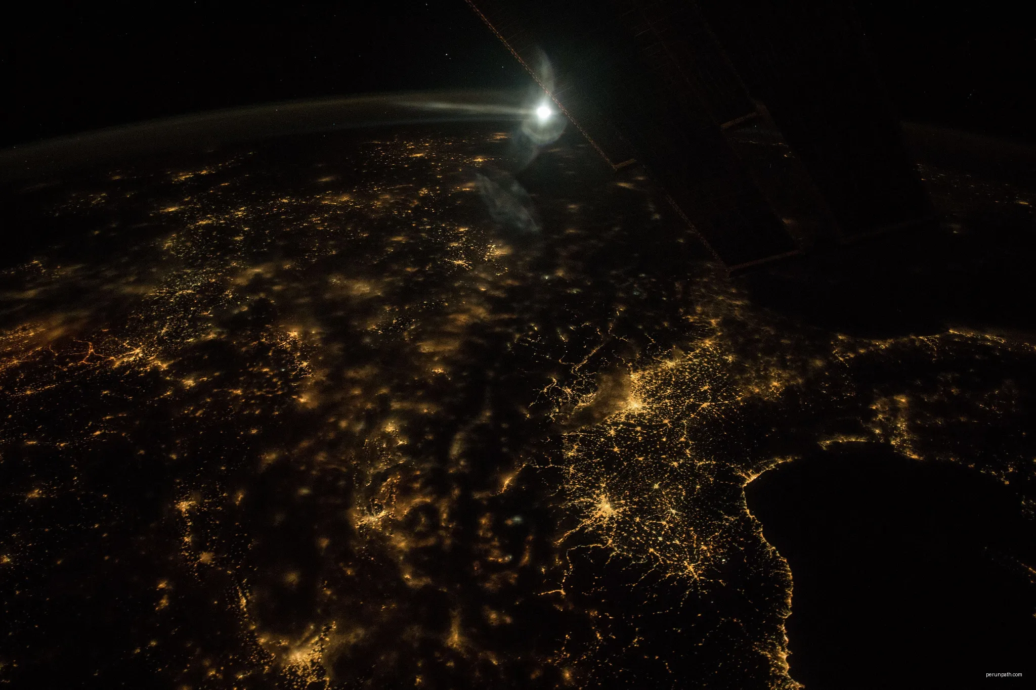 View of Earth taken during ISS Expedition 53. | Autor: Earth Science and Remote Sensing Unit, NASA Johnson Space Center | Licencja: Public domain | Źródło: Wikimedia Commons