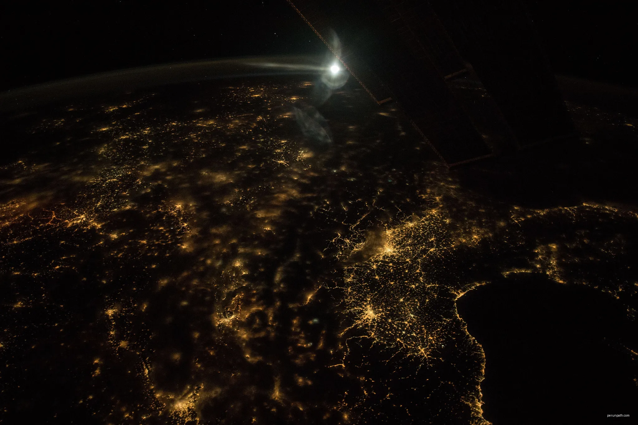 View of Earth taken during ISS Expedition 53. | Autor: Earth Science and Remote Sensing Unit, NASA Johnson Space Center | Licencja: Public domain | Źródło: Wikimedia Commons