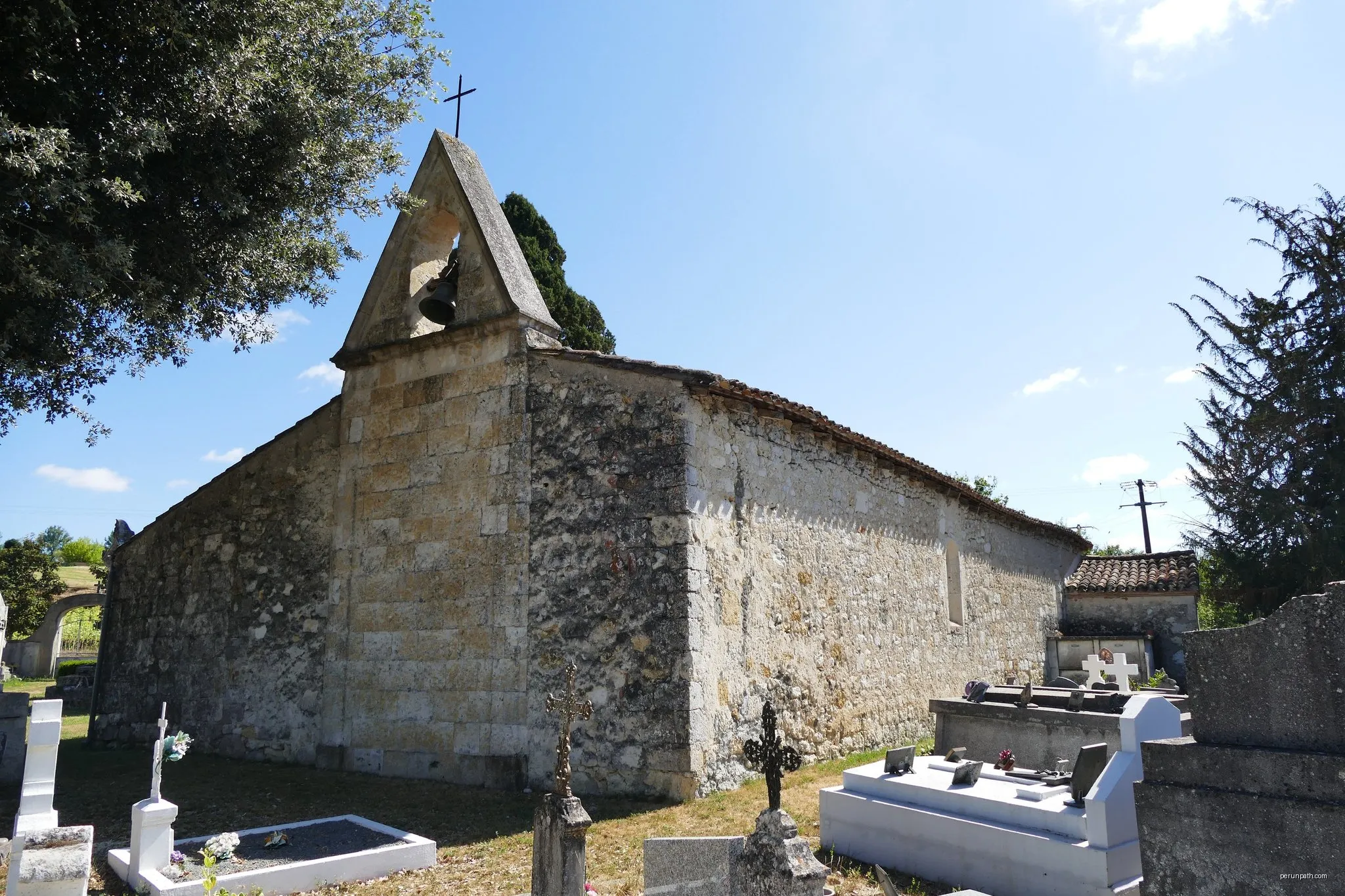 Lamontjoie, bastide de Gascogne 7.8 km
