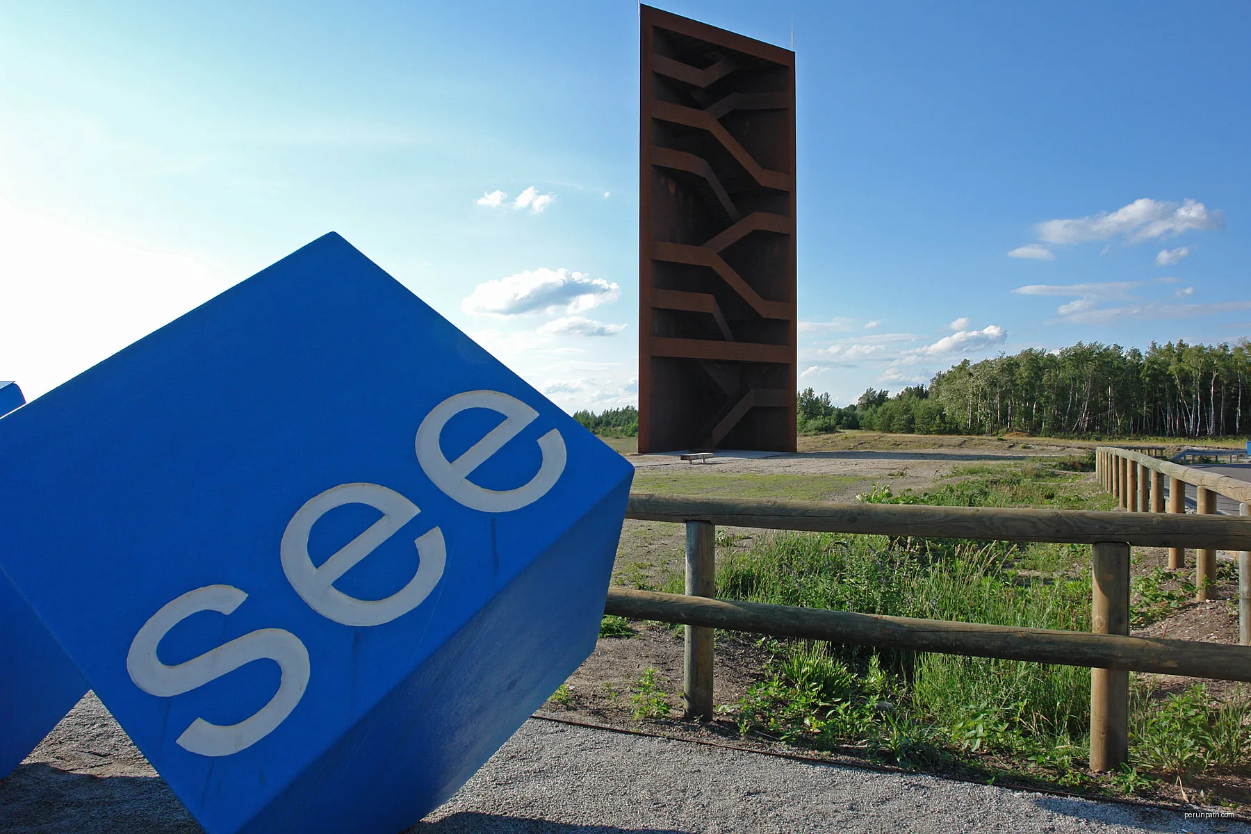 Landmark sculpture at the Sornoer canal. | Autor: Michael F. Mehnert | Licencja: CC BY 3.0 | Źródło: Wikimedia Commons
