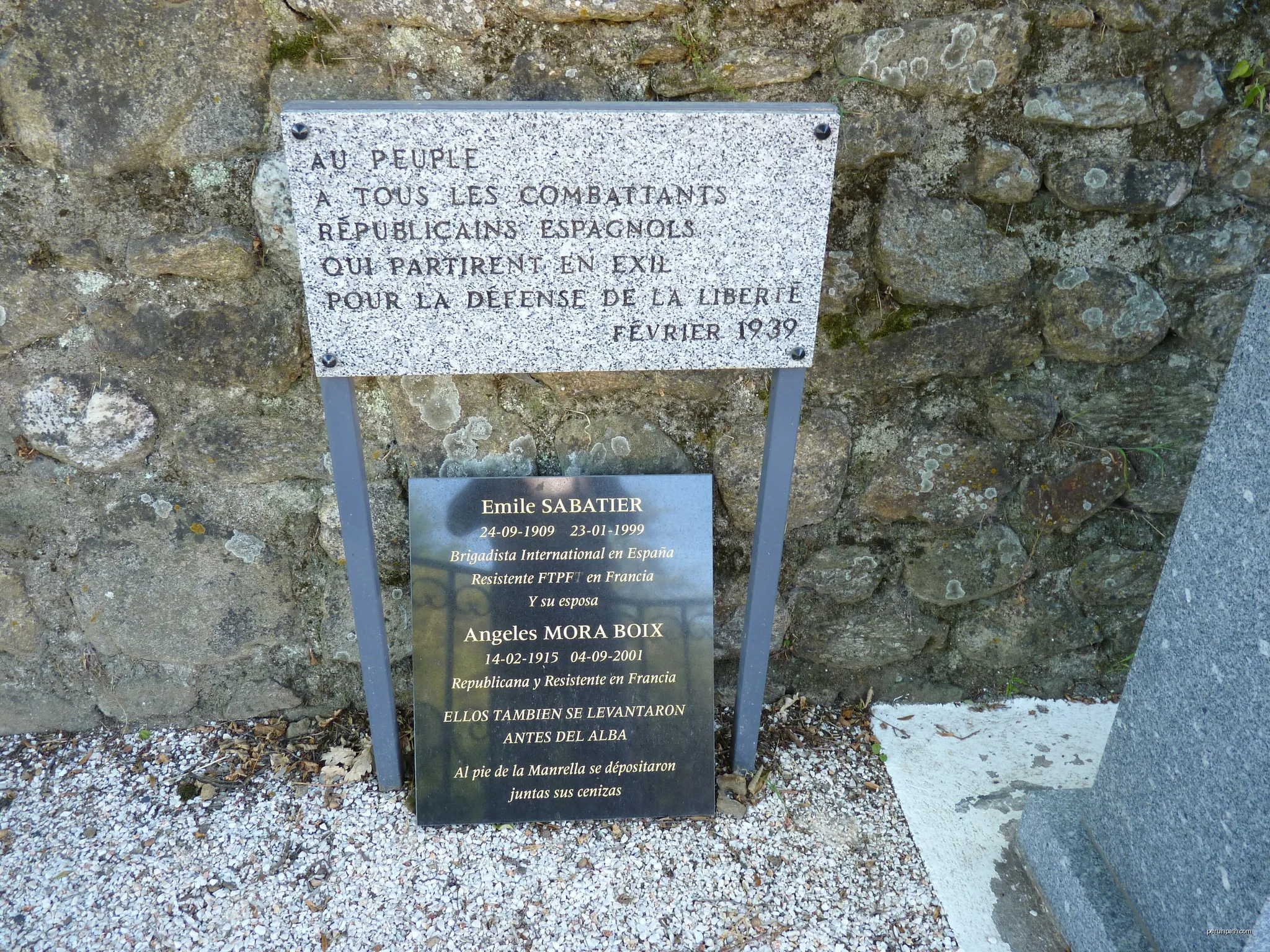 Mémorial dédié aux républicains espagnols, Las Illas (Pyrénées-Orientales, Languedoc Roussillon, France) | Autor: Bertrand GRONDIN  → (Talk) | Licencja: CC BY-SA 3.0 | Źródło: Wikimedia Commons