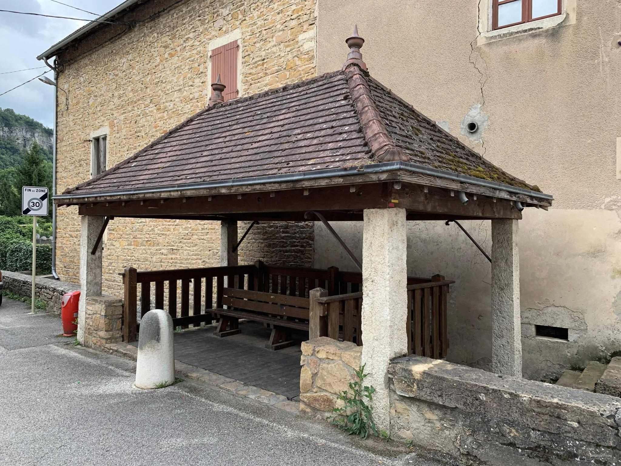 EuroVélo 17 - 18: La Balme-les-Grottes – Jons