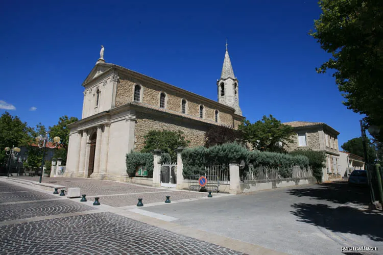 Town of Le Pontet in Vaucluse, France | Autor: Jean-Marc Rosier http://www.cjrosier.com + http://www.gordes-immobilier.com) | Licencja: CC BY 2.5 | Źródło: Wikimedia Commons