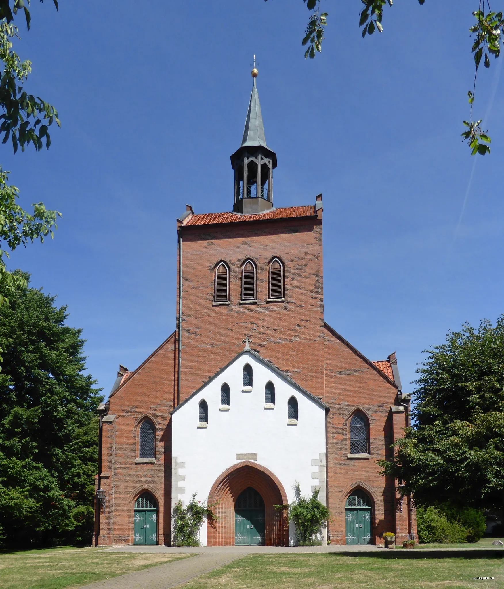 St. Vitikirche in Leiferde. | Autor: Kirchenfan | Licencja: CC0 | Źródło: Wikimedia Commons