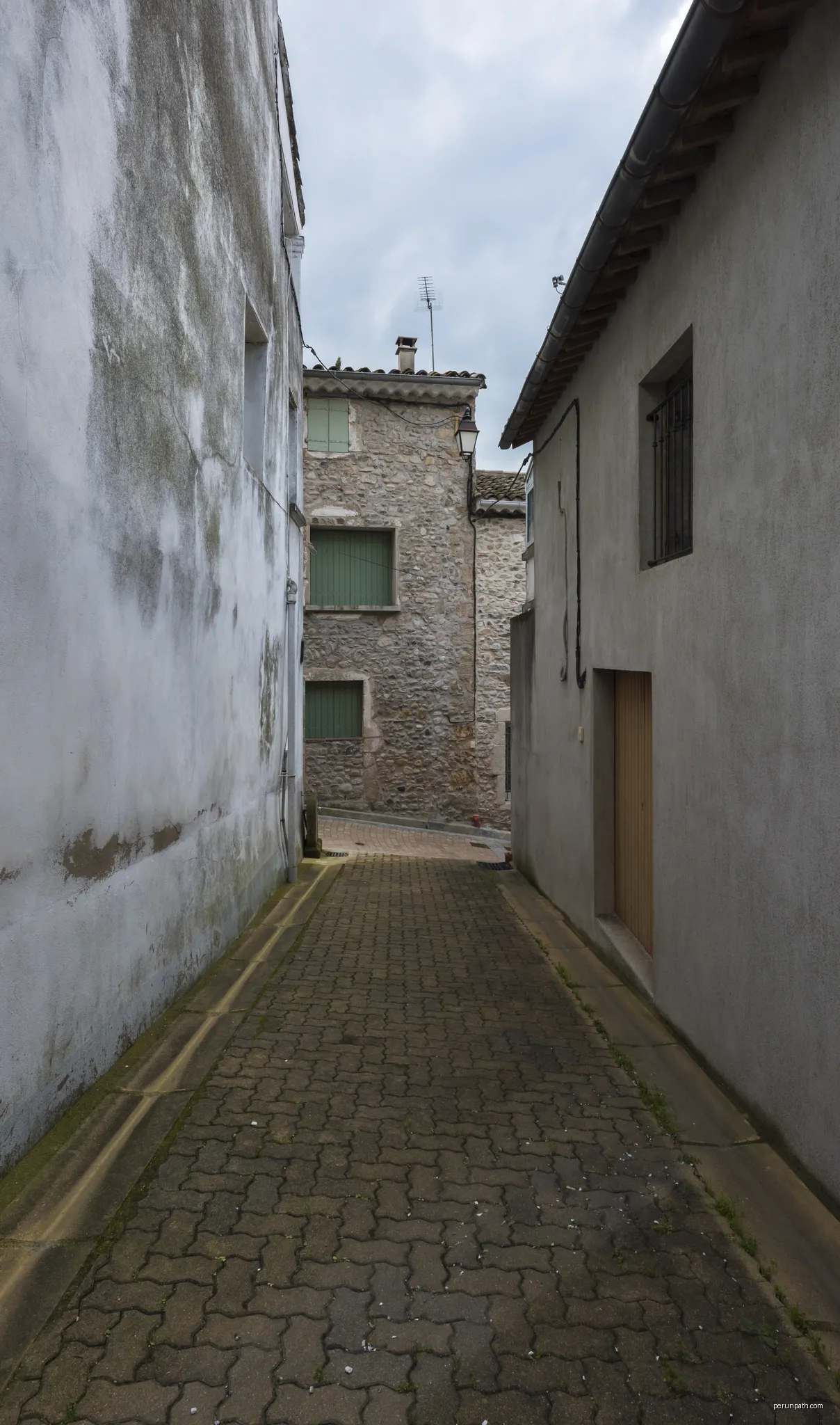 Les Aires, Hérault, France | Autor: Christian Ferrer | Licencja: CC BY-SA 4.0 | Źródło: Wikimedia Commons