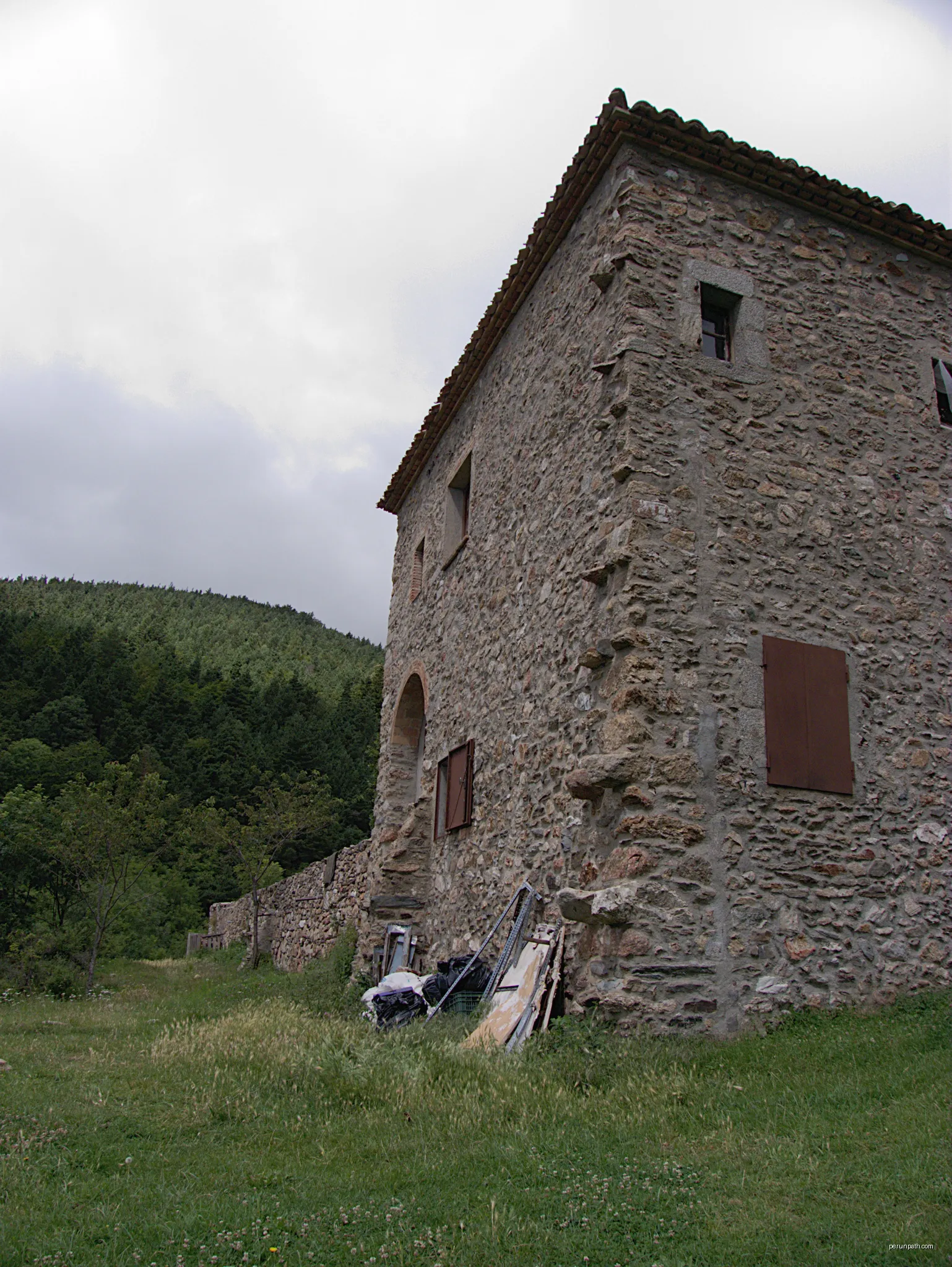 Ruta dels 4 refugis de Tramuntana. Etapa: Refugi Refugi "Forn de Calç" <=> "Refugi Les Salines"