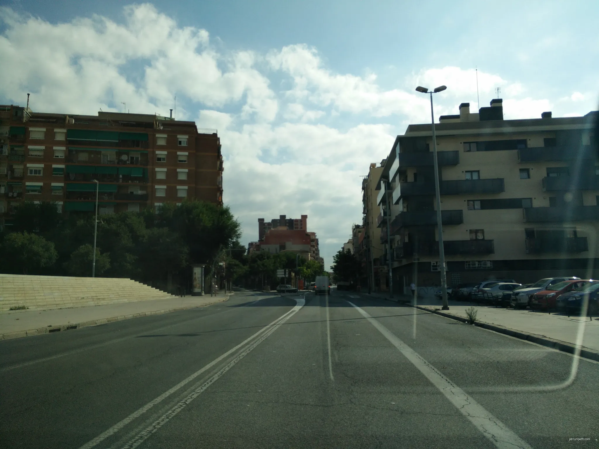 Photo from Mapillary | Autor: ccossio | Licencja: CC BY-SA 4.0 | Źródło: Wikimedia Commons