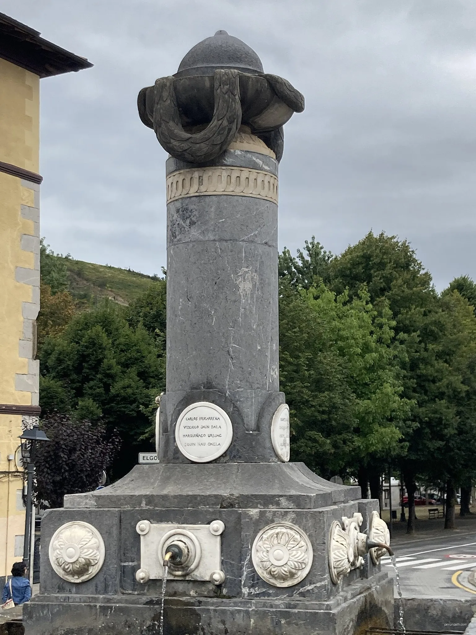 Urregarai eta Santa Eufemiarako bidezidorra