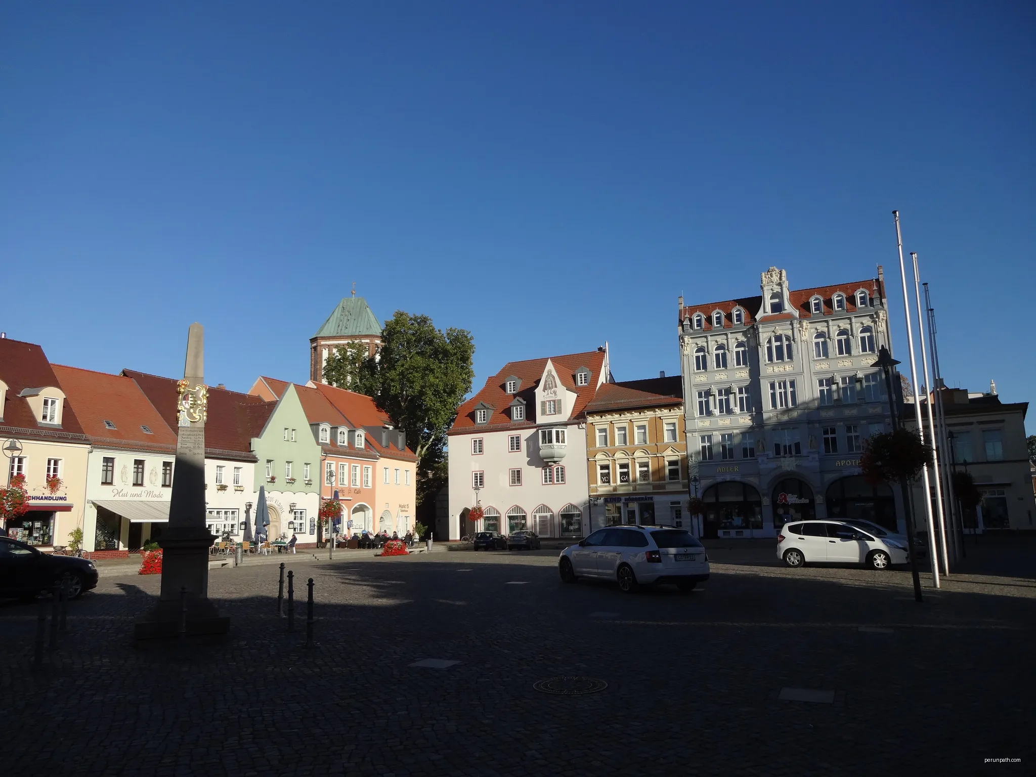 Markt in Senftenberg | Autor: Z thomas | Licencja: CC BY-SA 4.0 | Źródło: Wikimedia Commons