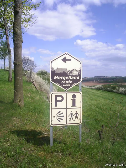 Mergellandroute (bruin), foto eigen werk | Autor: Tibor at Dutch Wikipedia | Licencja: CC BY-SA 3.0 | Źródło: Wikimedia Commons