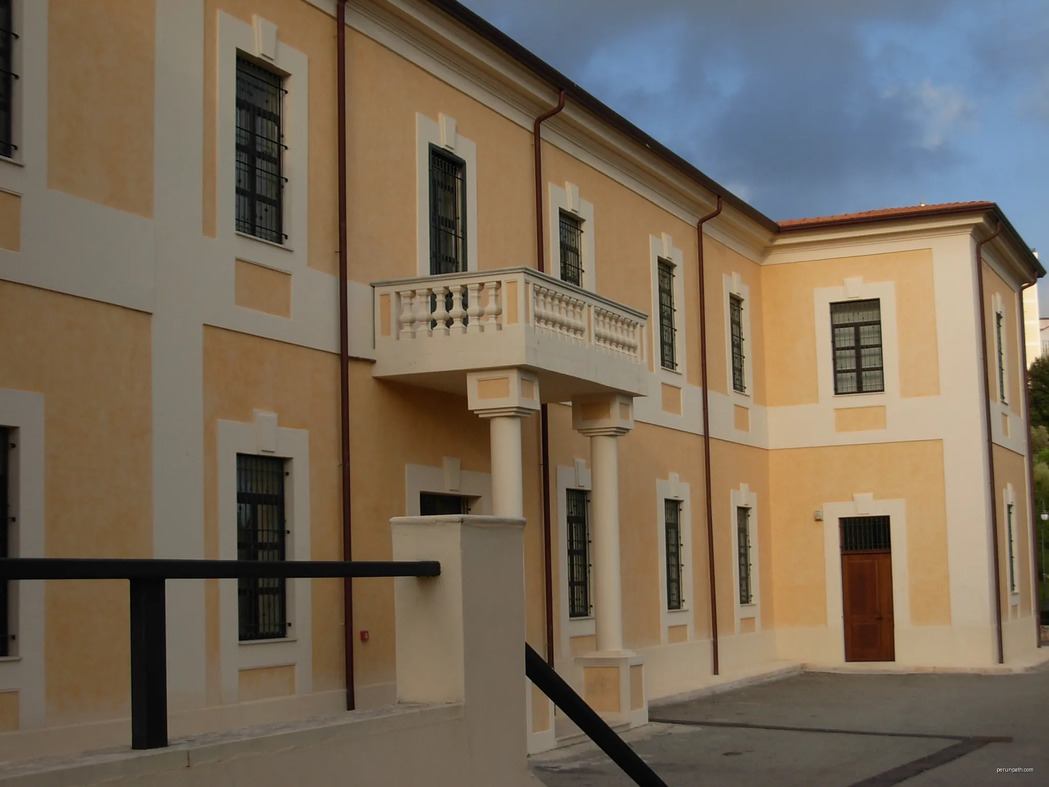 Museo Storico Militare | Autor: Salvatore Migliari | Licencja: CC BY 3.0 | Źródło: Wikimedia Commons