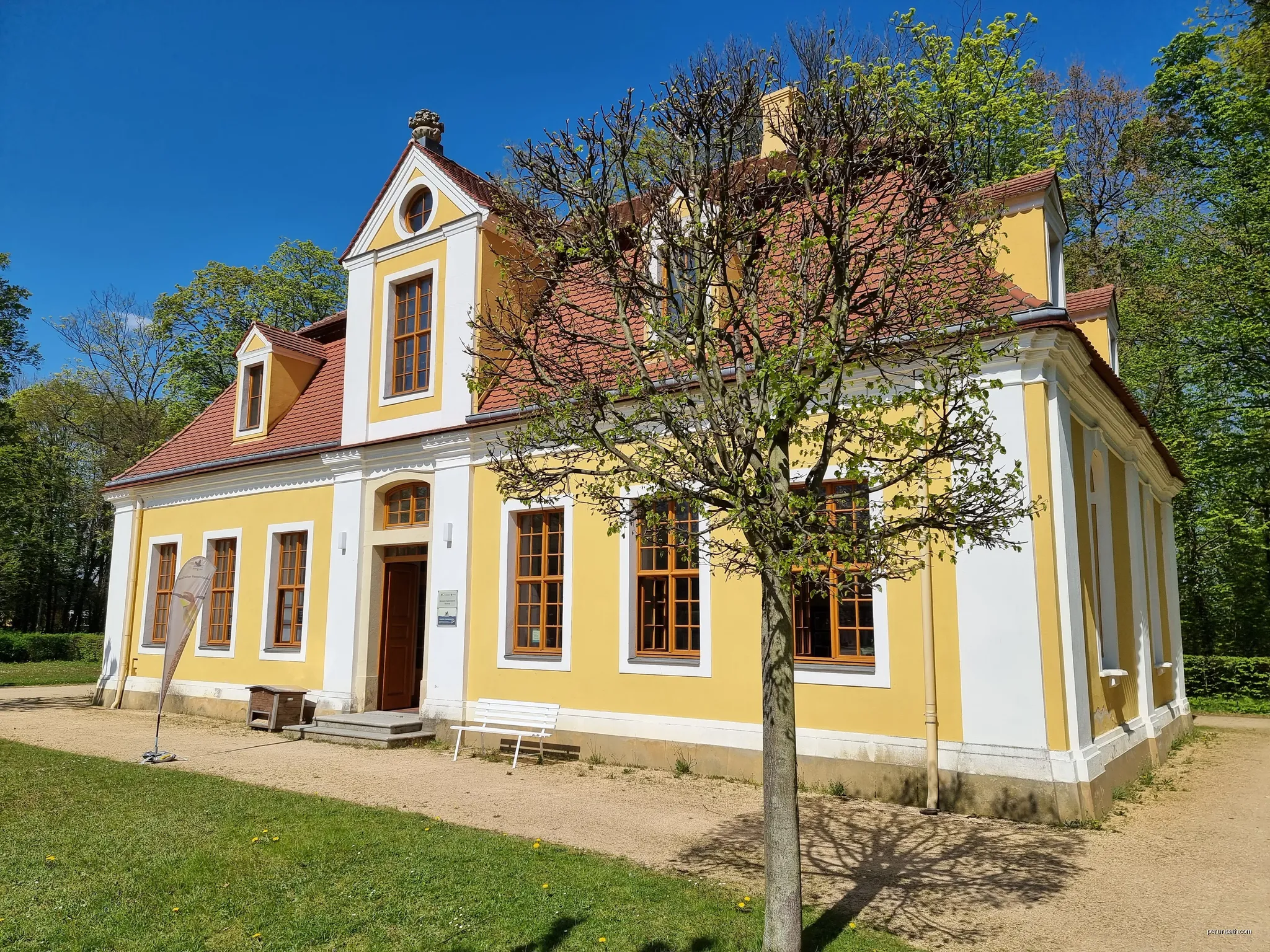 Neschwitz Bird Observatory | Autor: Conny | Licencja: CC BY-SA 3.0 | Źródło: Wikimedia Commons