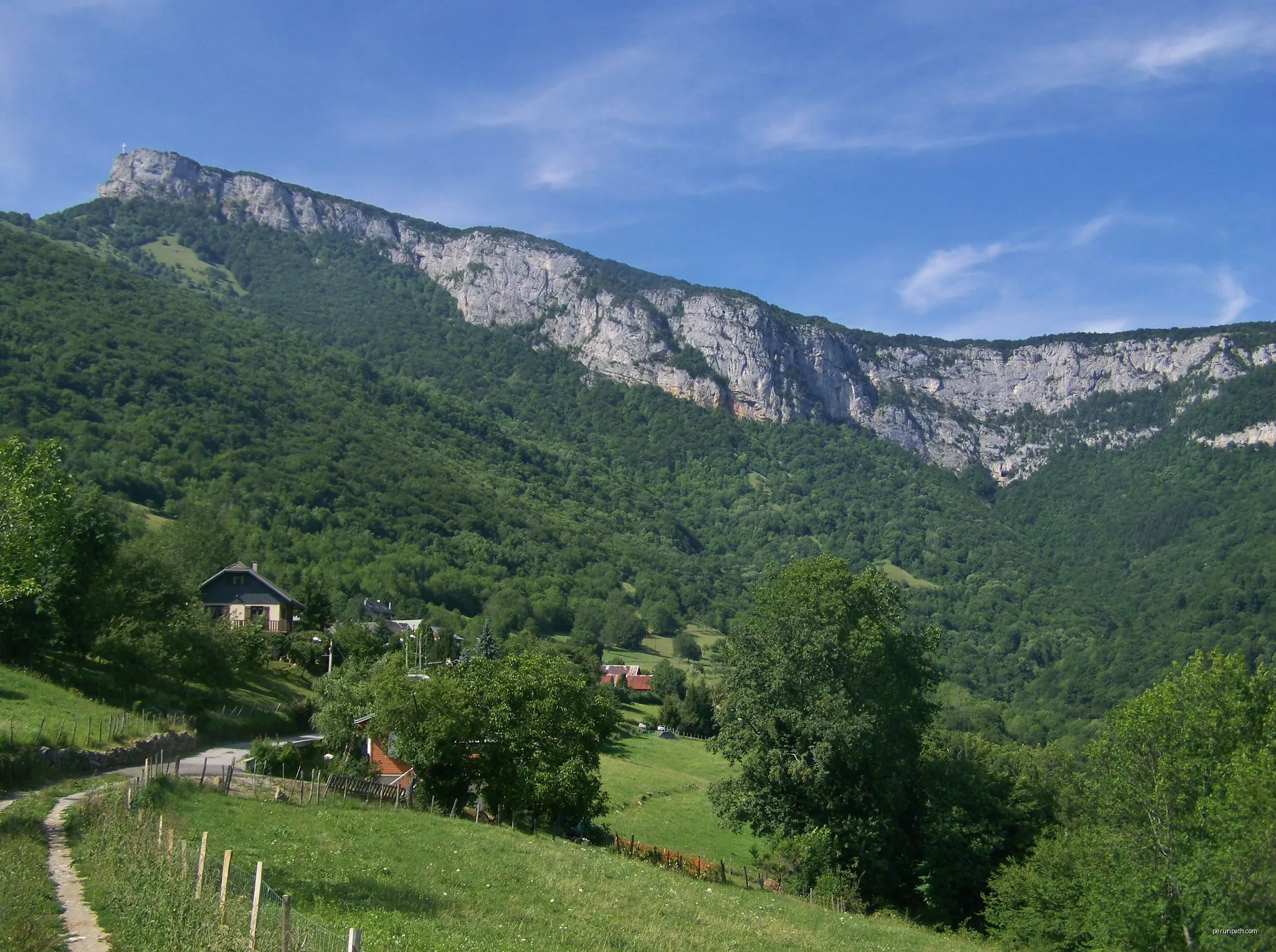 Tour du Mont Peney