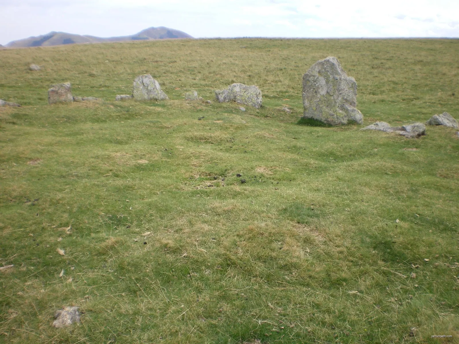 Boucle de l'Occabé et ses cromlechs
