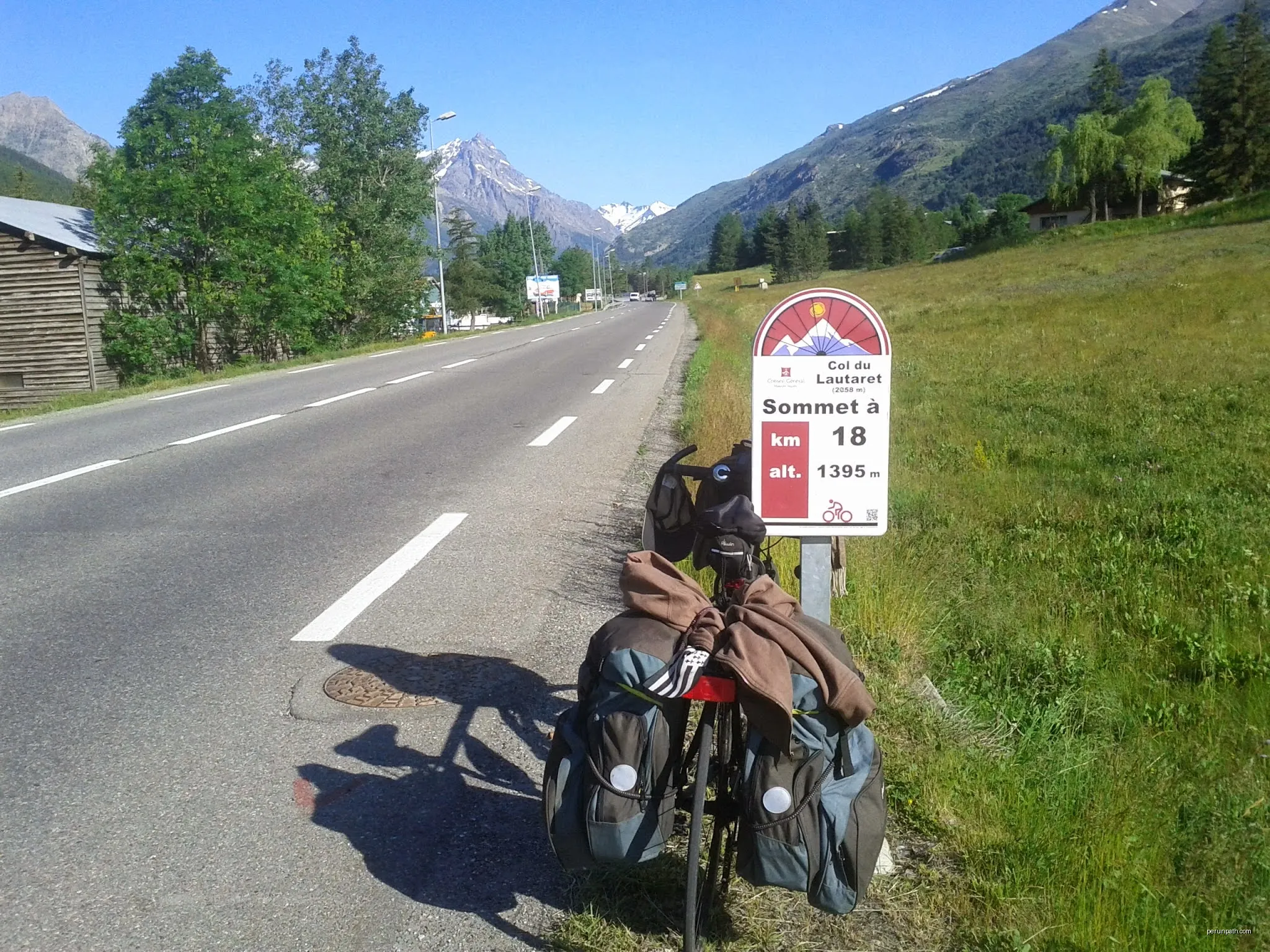 Pied du col du Lautaret | Autor: Gilles Guillamot | Licencja: CC BY-SA 3.0 | Źródło: Wikimedia Commons