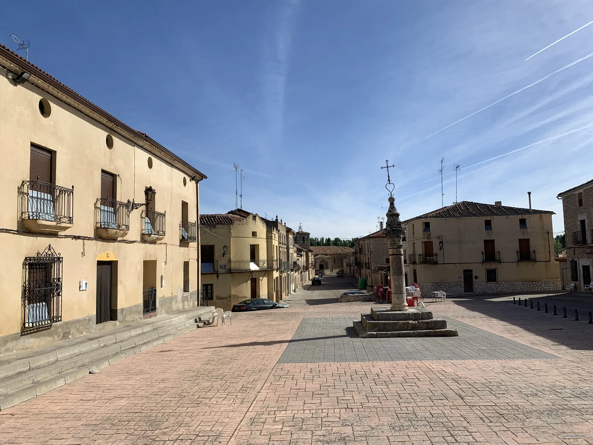 Sendero del bosque y del pinar