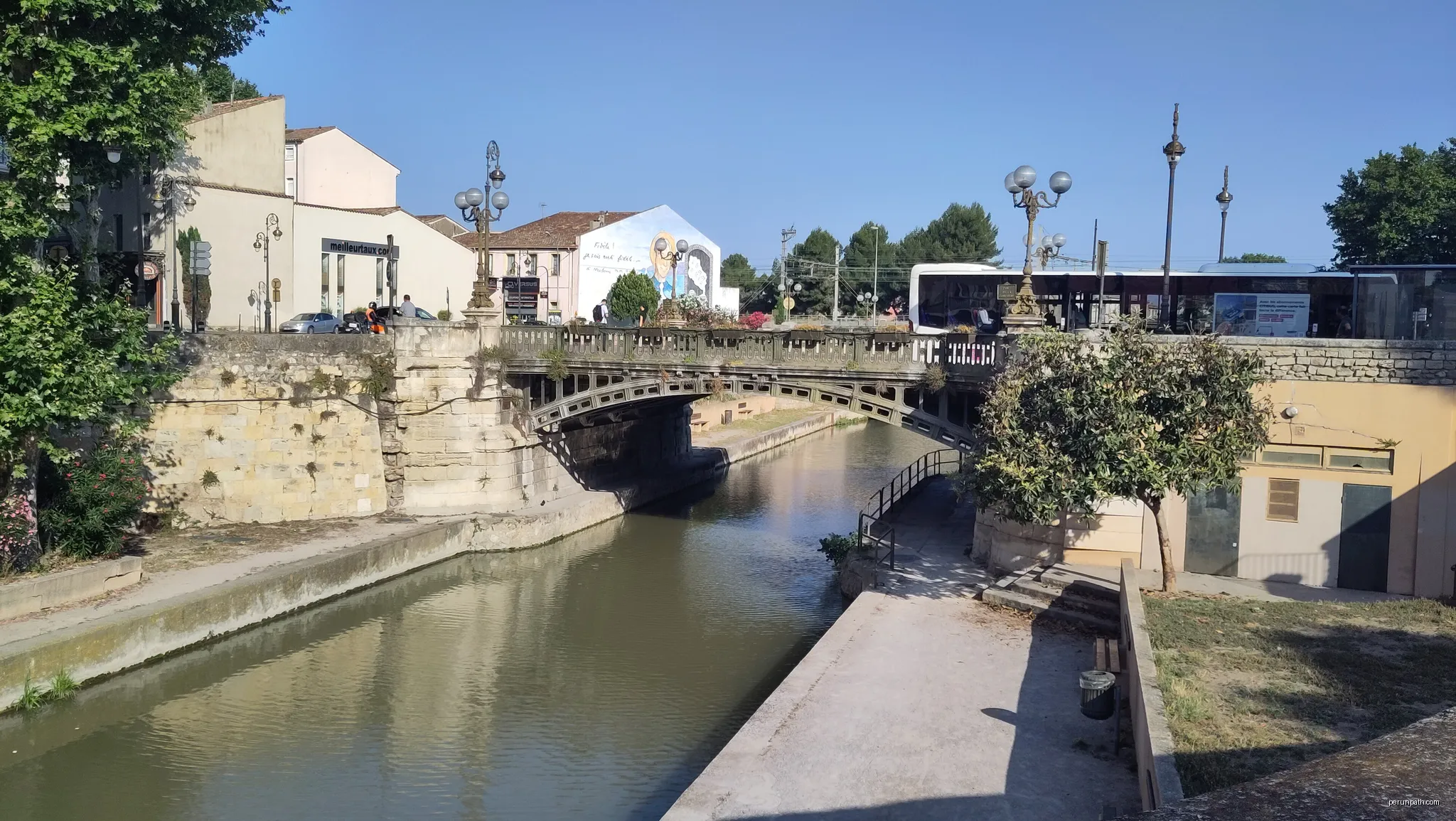 pont à Narbonne | Autor: Exilexi | Licencja: CC BY-SA 4.0 | Źródło: Wikimedia Commons