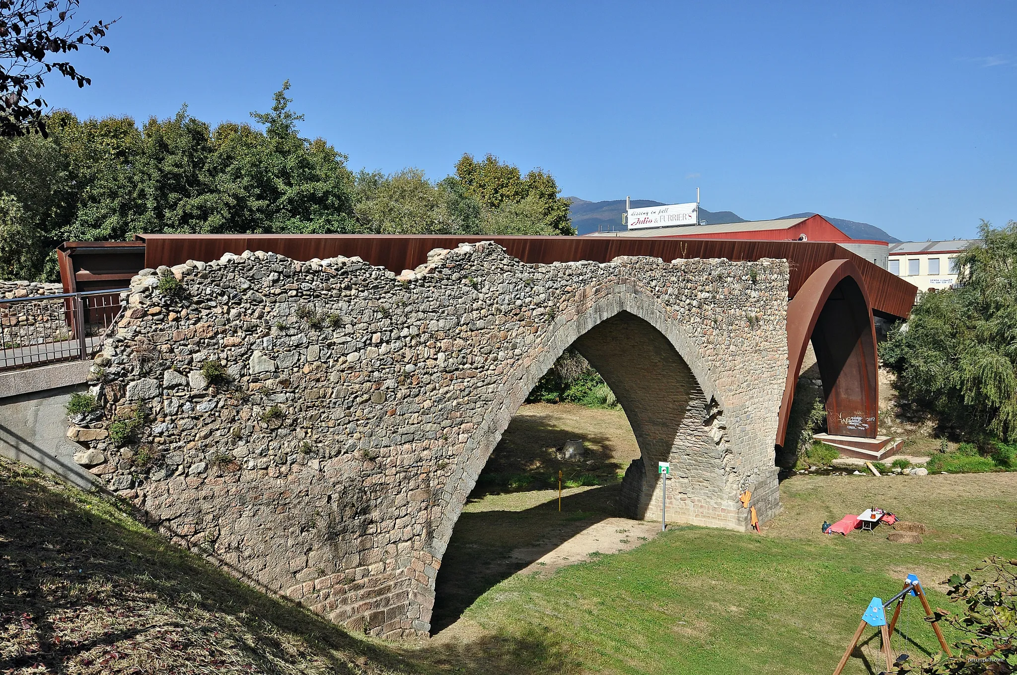 Tourdera: enllaç Vallgorguina