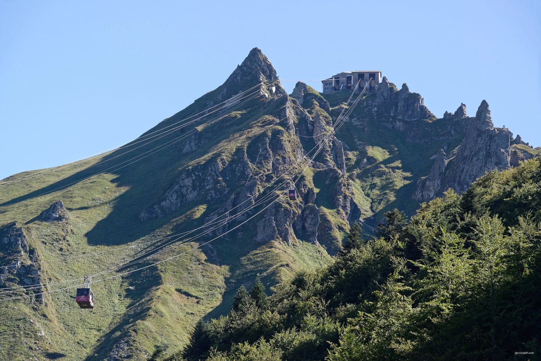 Le Capucin et le Puy de Cliergue