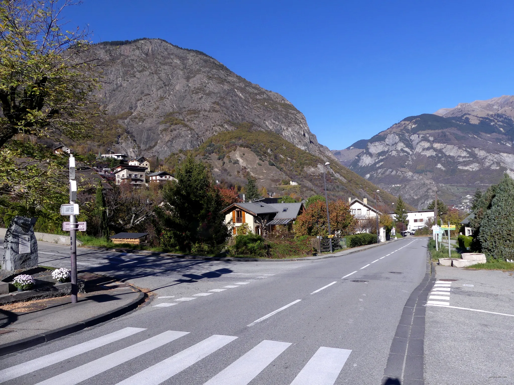L06 - Boucle du Mont l'Évêque - Traversée de Saint-Jean-de-Maurienne
