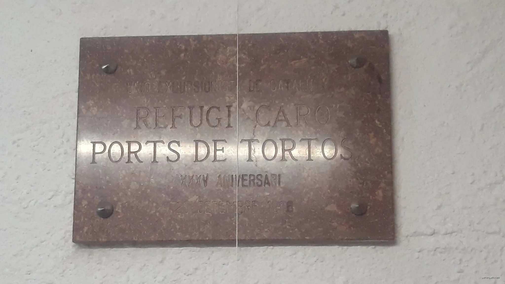 Del Santuari de Pinós als Ports