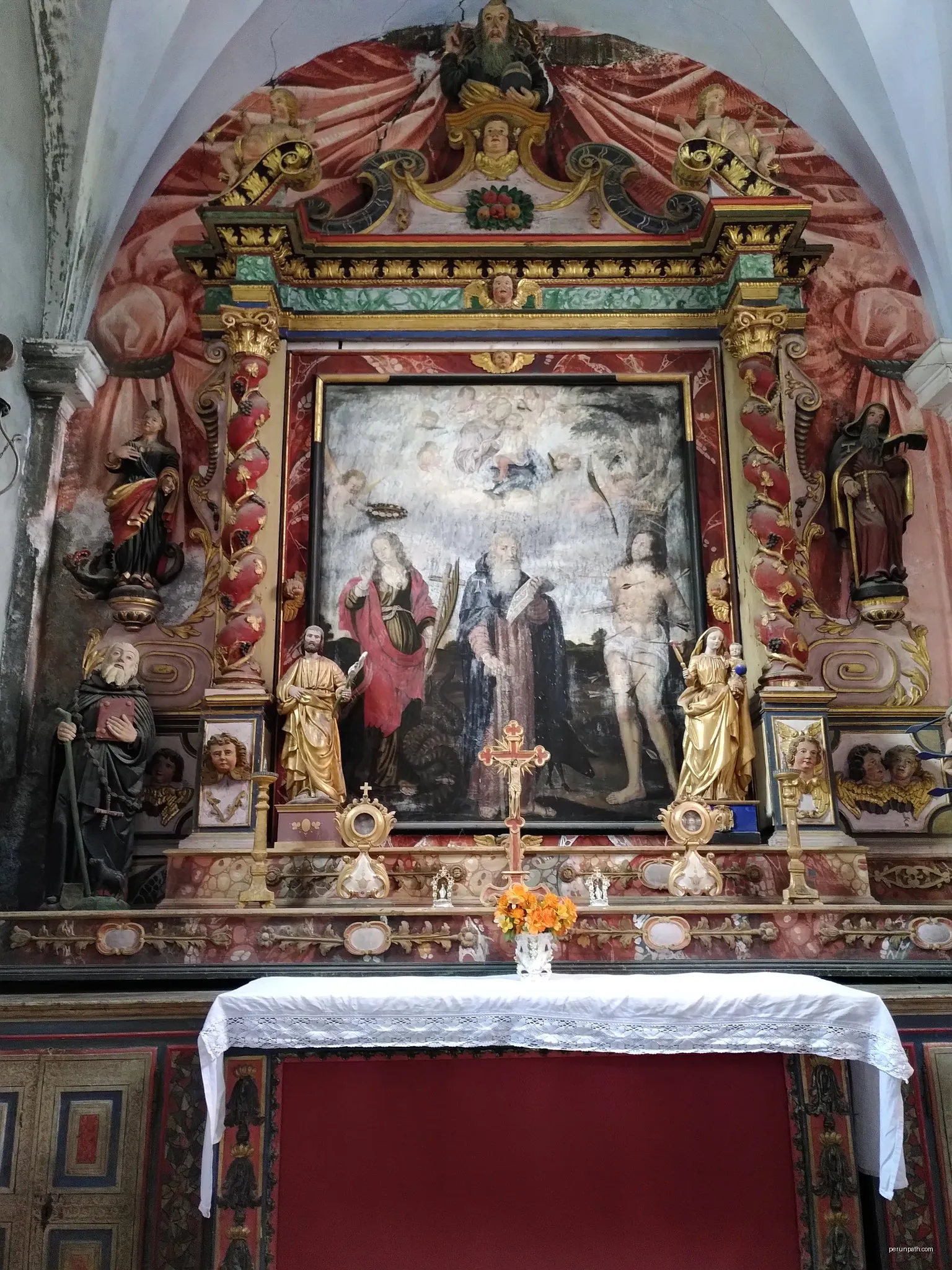 Les Chapelles