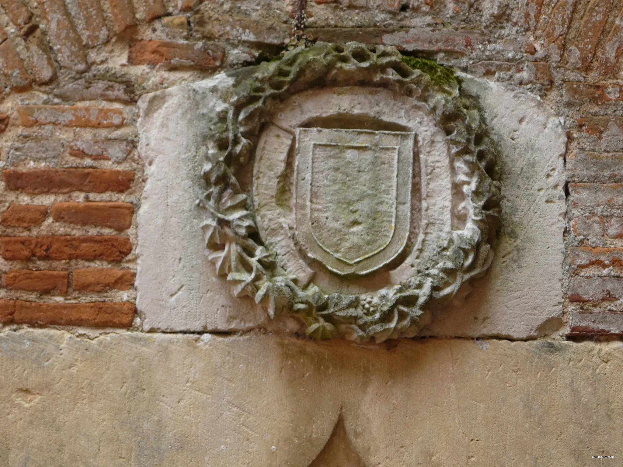 De la Cathédrale au chemin de la Coque et du Vila