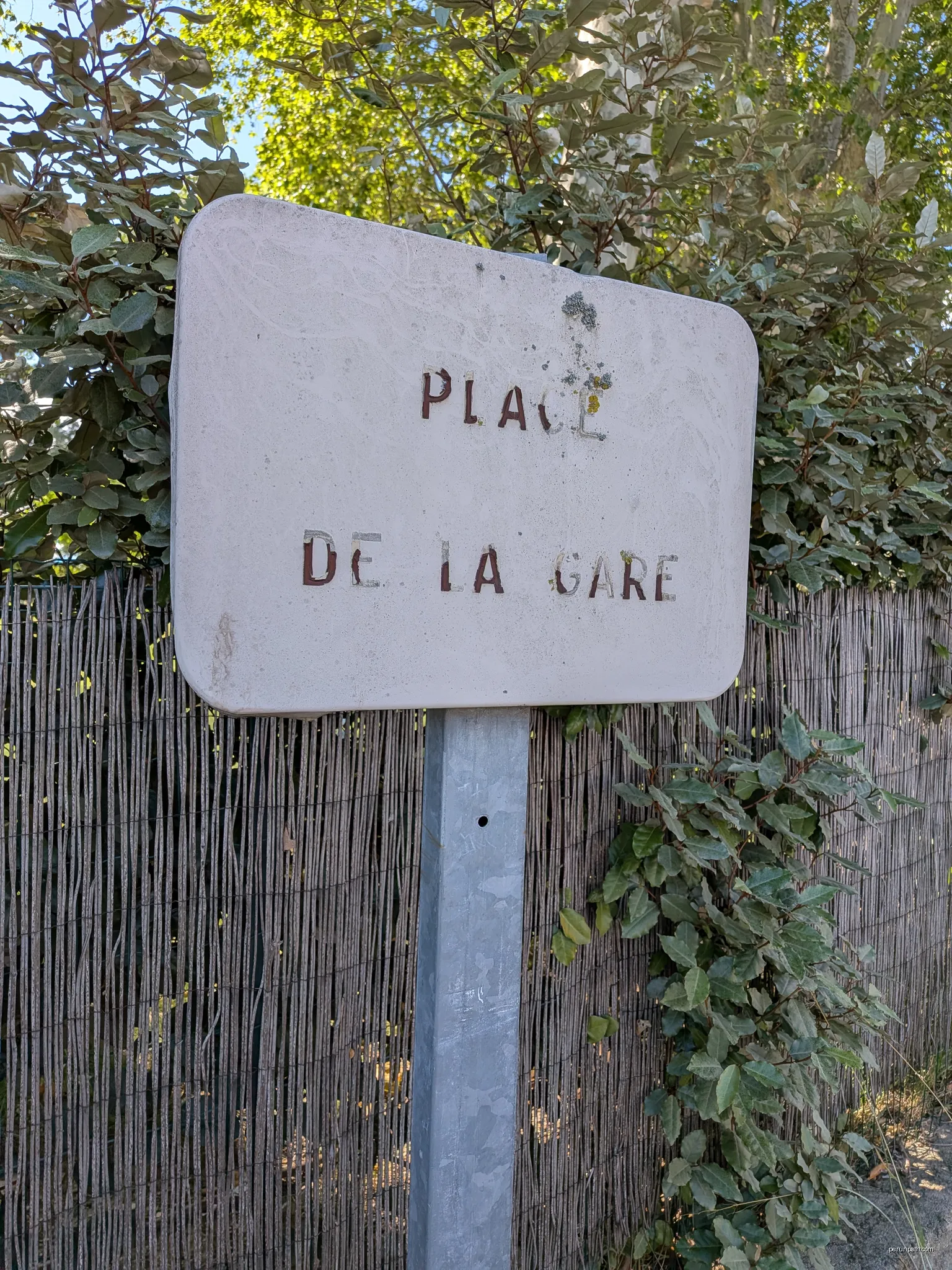 Gordes à vélo (laison Les Beaumettes - Robion)