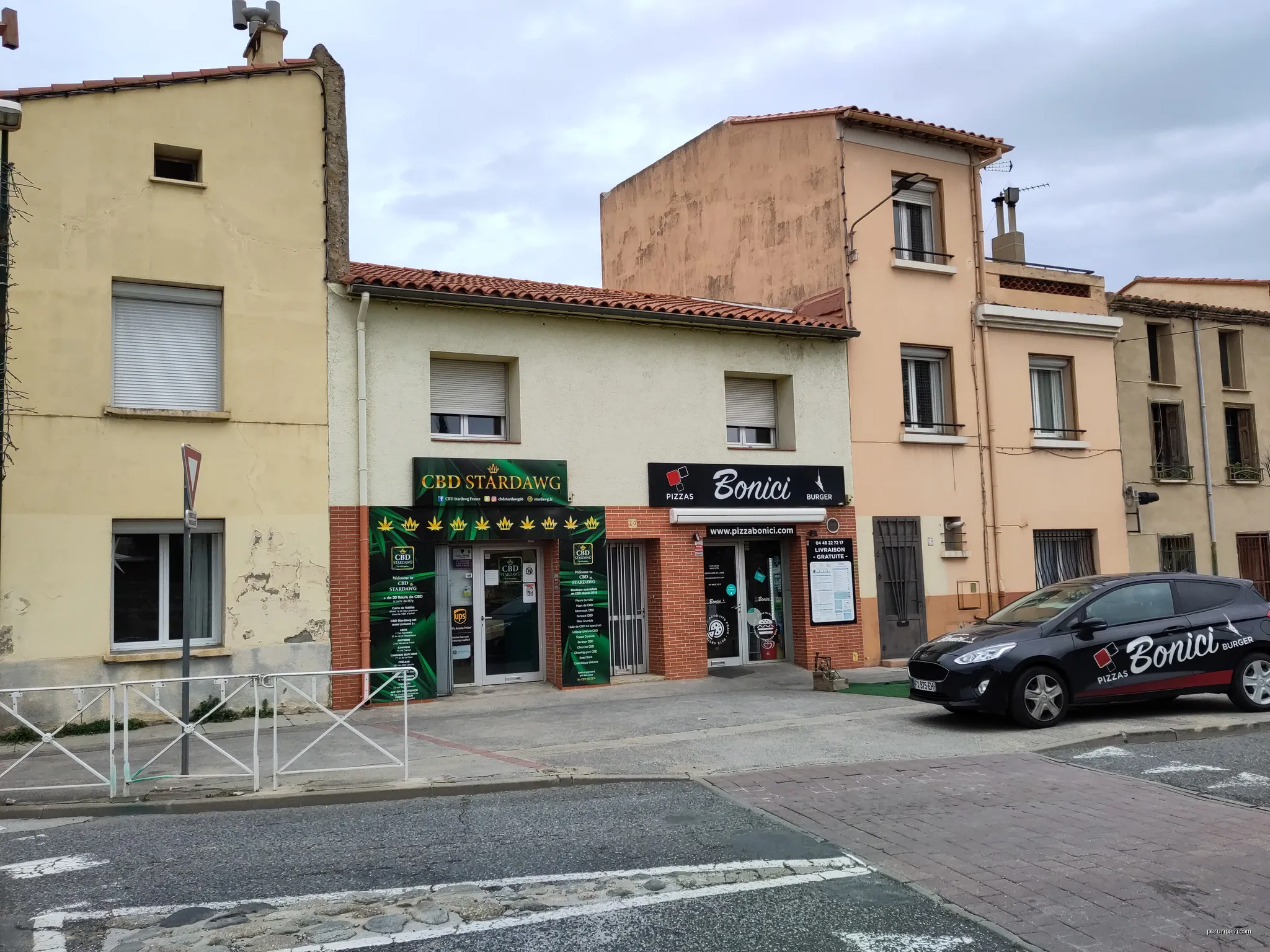 rue du ruisseau | Autor: LySioS-wkp | Licencja: CC BY-SA 4.0 | Źródło: Wikimedia Commons