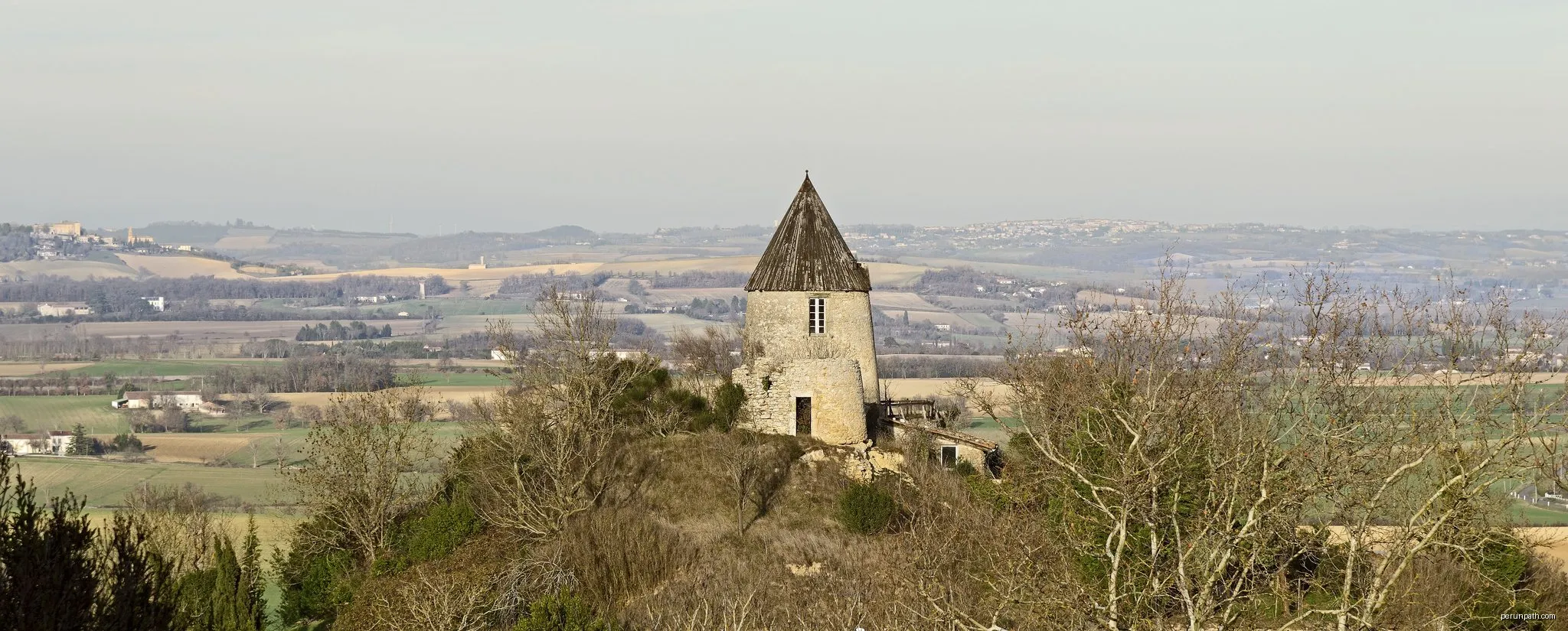 Les Trois Saints