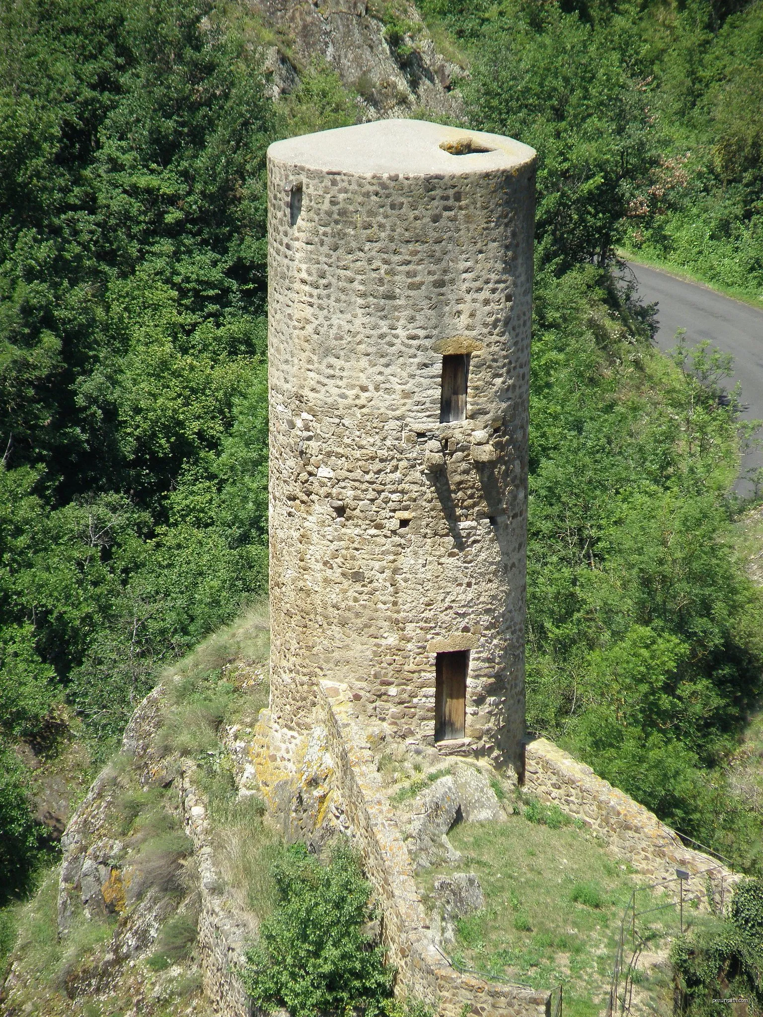 Vodable / Clémensat (par Tourzel-Ronzières)