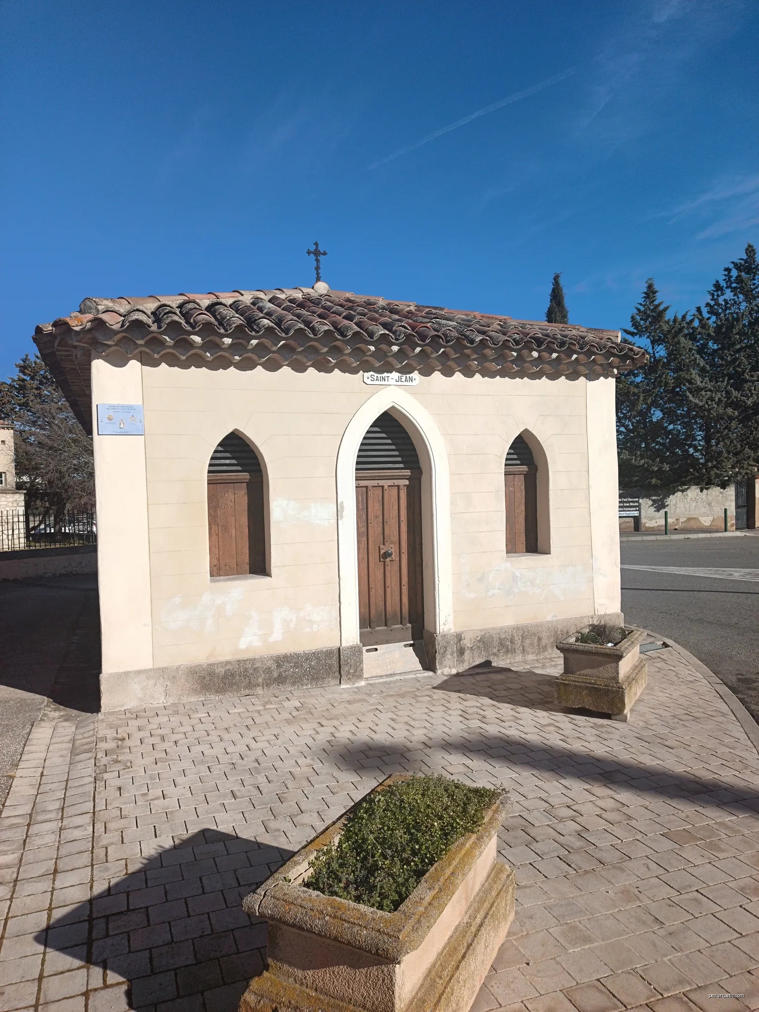 Chapelle Saint-Jean à Saint-Maximin-la-Sainte-Baume (Var, France) | Autor: Dlouit | Licencja: CC0 | Źródło: Wikimedia Commons