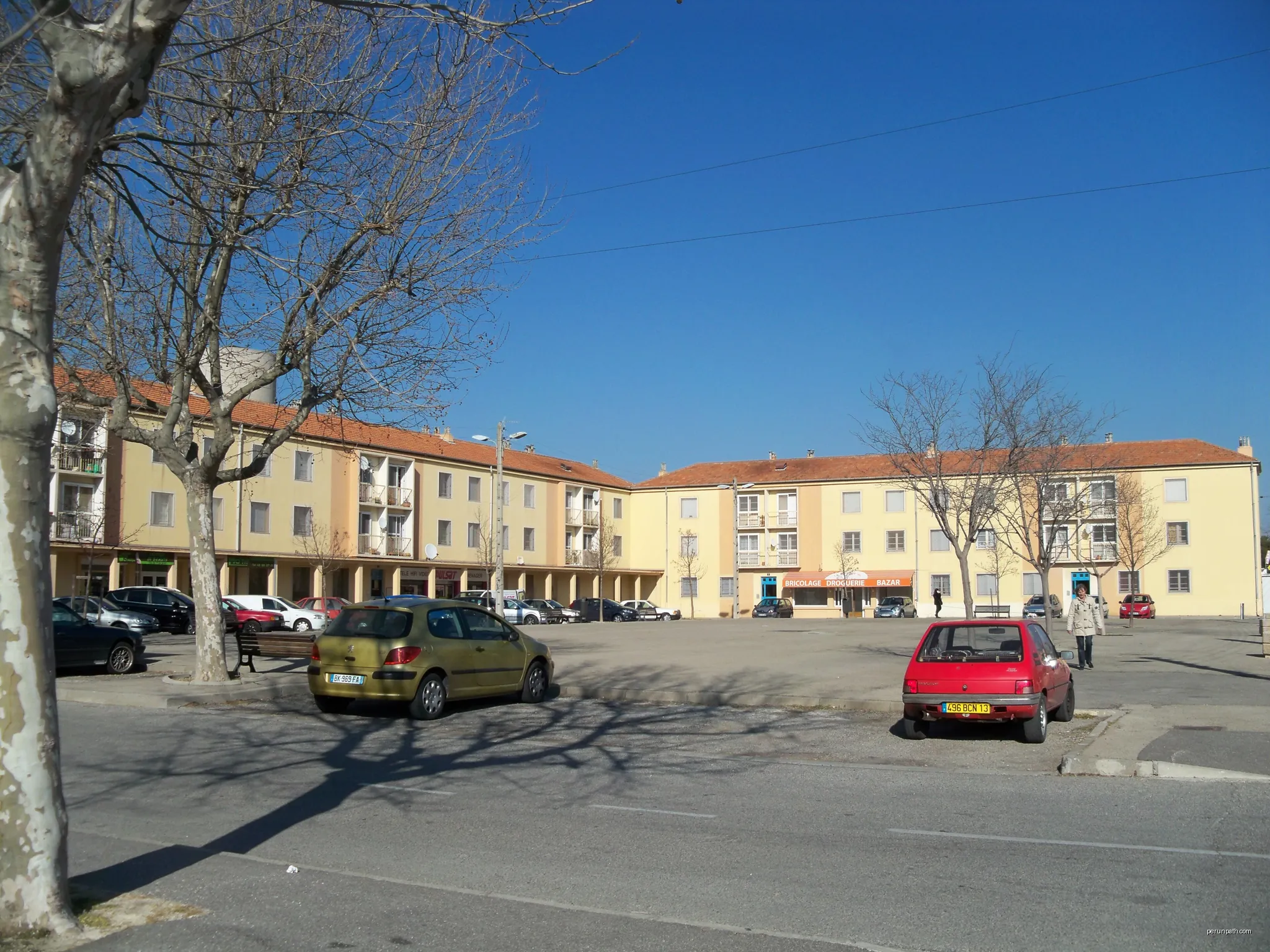 Centre de Salin de Giraud | Autor: Véronique PAGNIER | Licencja: CC BY-SA 3.0 | Źródło: Wikimedia Commons