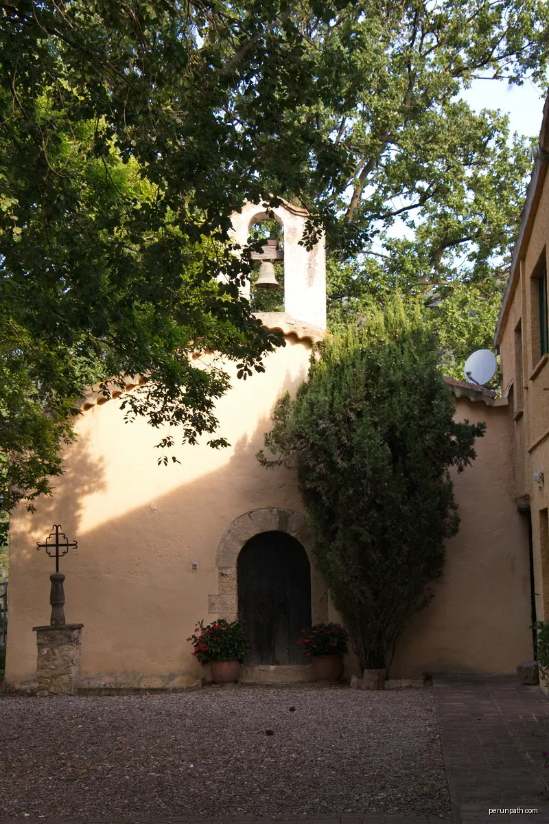 Ermita de Santa Eugènia (Cànoves i Samalús) | Autor: Amadalvarez | Licencja: CC BY-SA 4.0 | Źródło: Wikimedia Commons