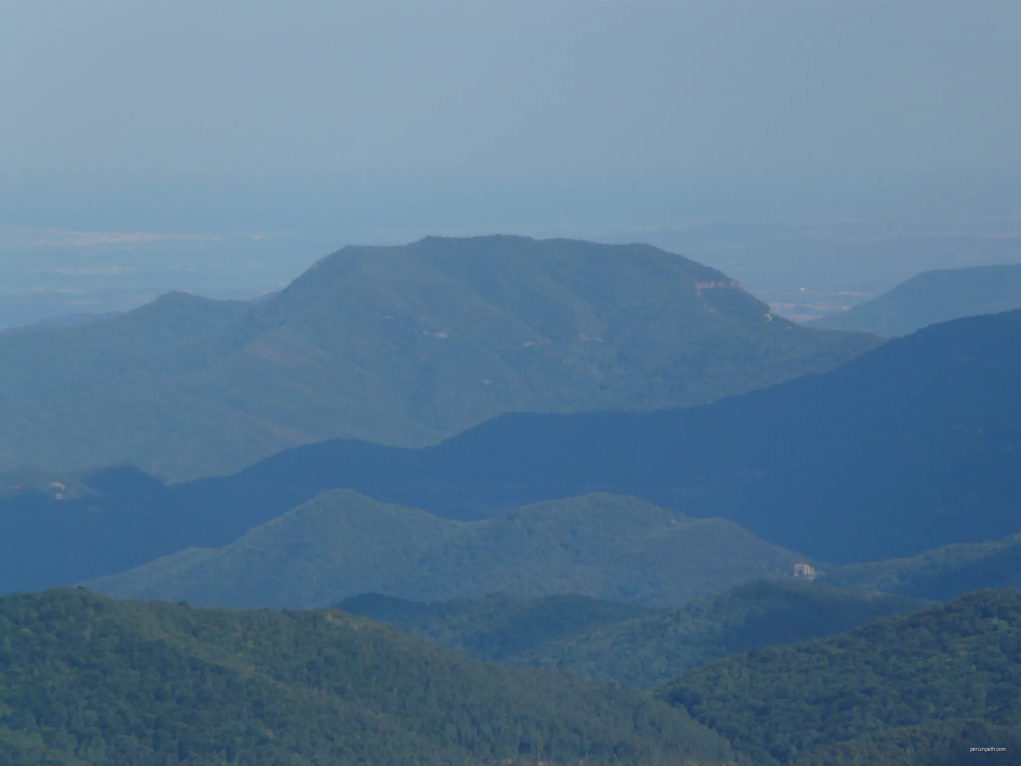 This is a a photo of a natural area in Catalonia, Spain, with id: | Autor: Pere López | Licencja: CC BY-SA 3.0 | Źródło: Wikimedia Commons