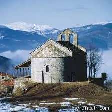 Photo of church of Pardines | Autor: Ripollés Desenvolupament | Licencja: CC BY-SA 3.0 | Źródło: Wikimedia Commons