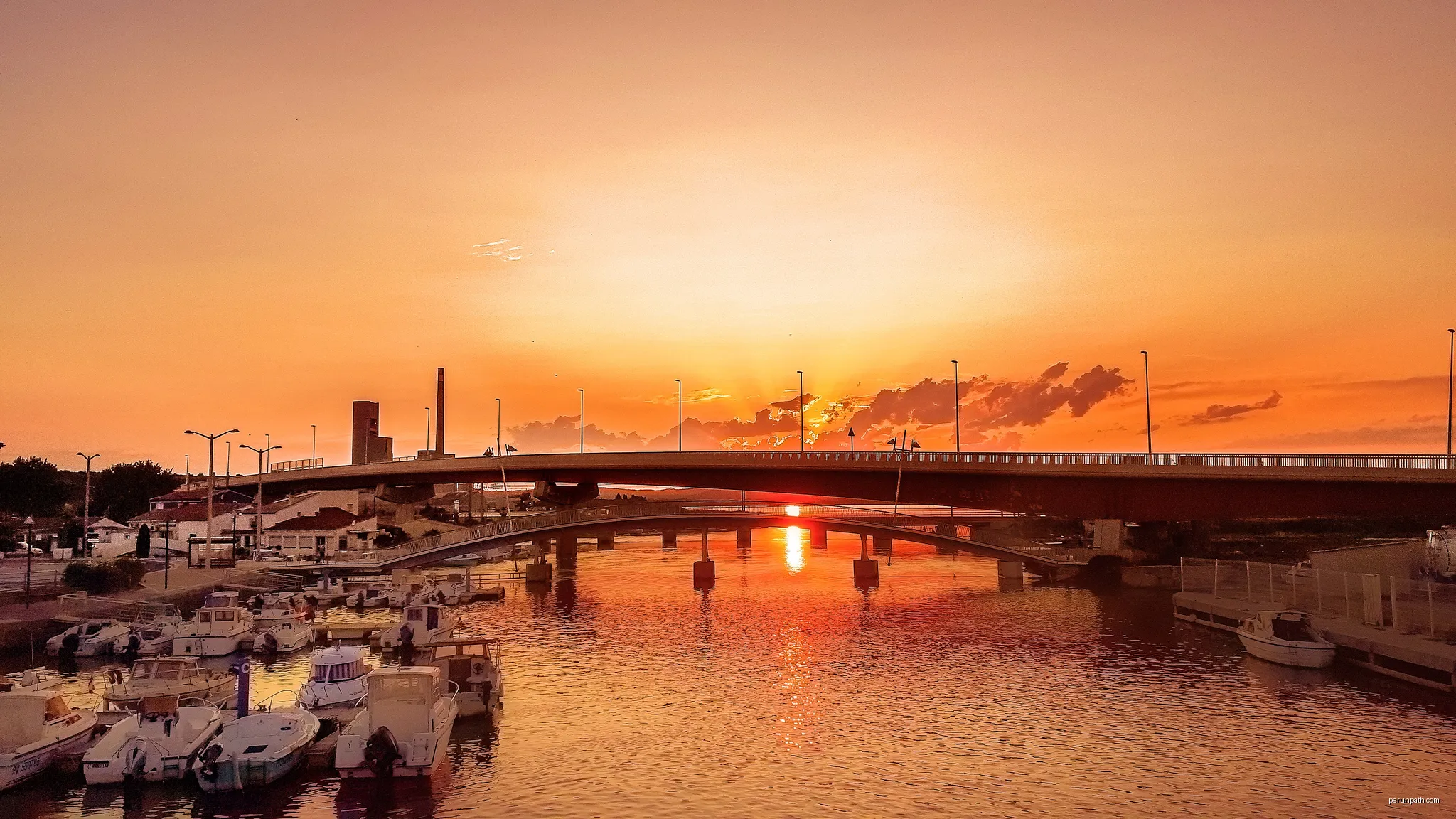 Soleil couchant

Port-la Nouvelle | Autor: maxime raynal from France | Licencja: CC BY 2.0 | Źródło: Wikimedia Commons